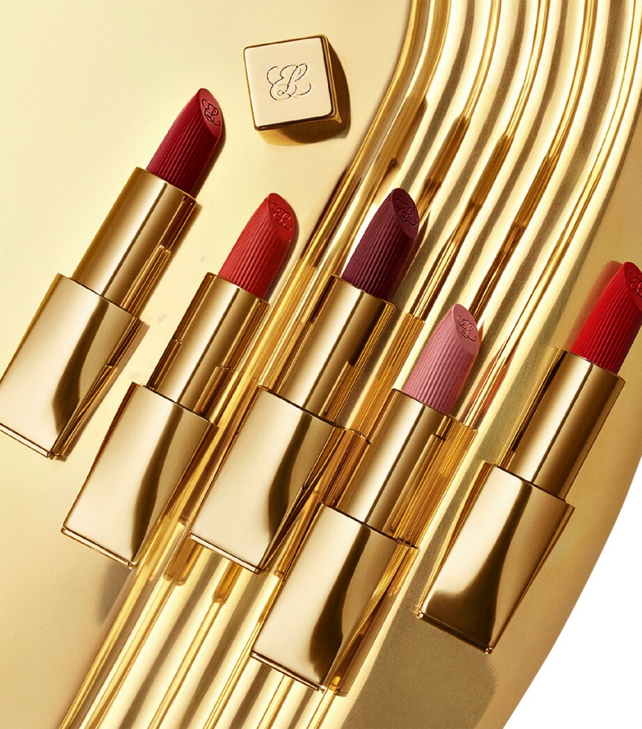 Pure Colour Crème Lipstick DETERMINED Image 5