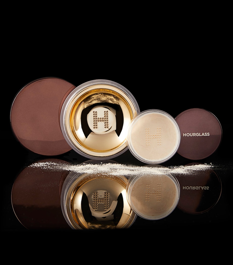 Veil Translucent Setting Powder TRANSLUCENT MEDIUM Image 5