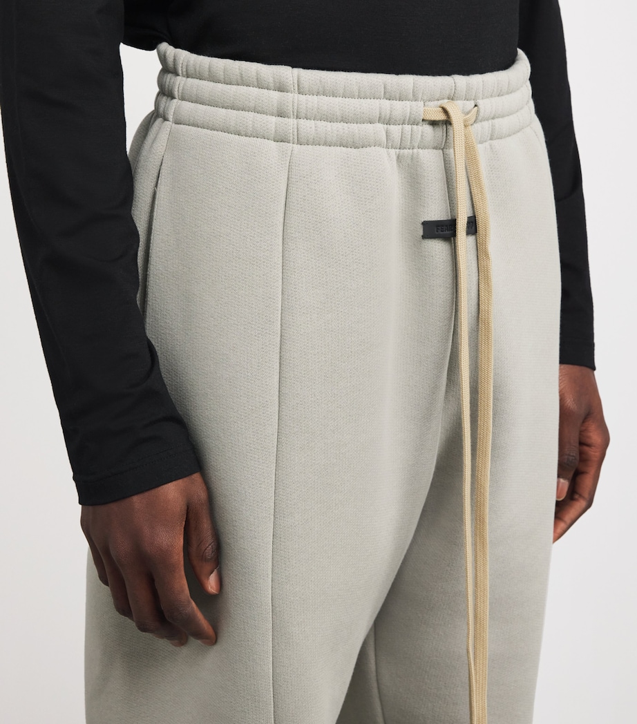 Fear Of God Mens Cotton-Blend Fleece Sweatpants Dove Grey Image 6