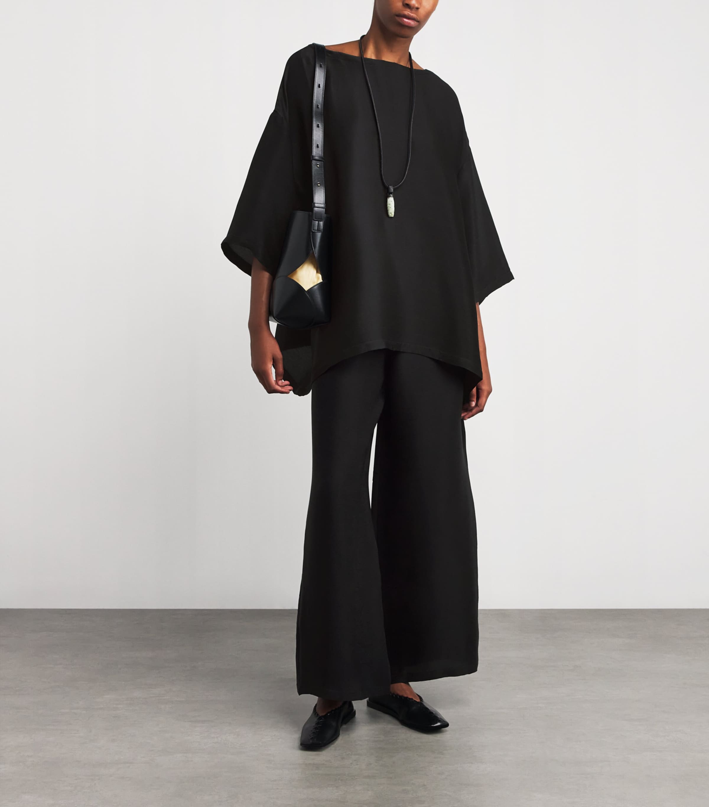 Silk Plissé Scoop-Neck Top BLACK Image 2