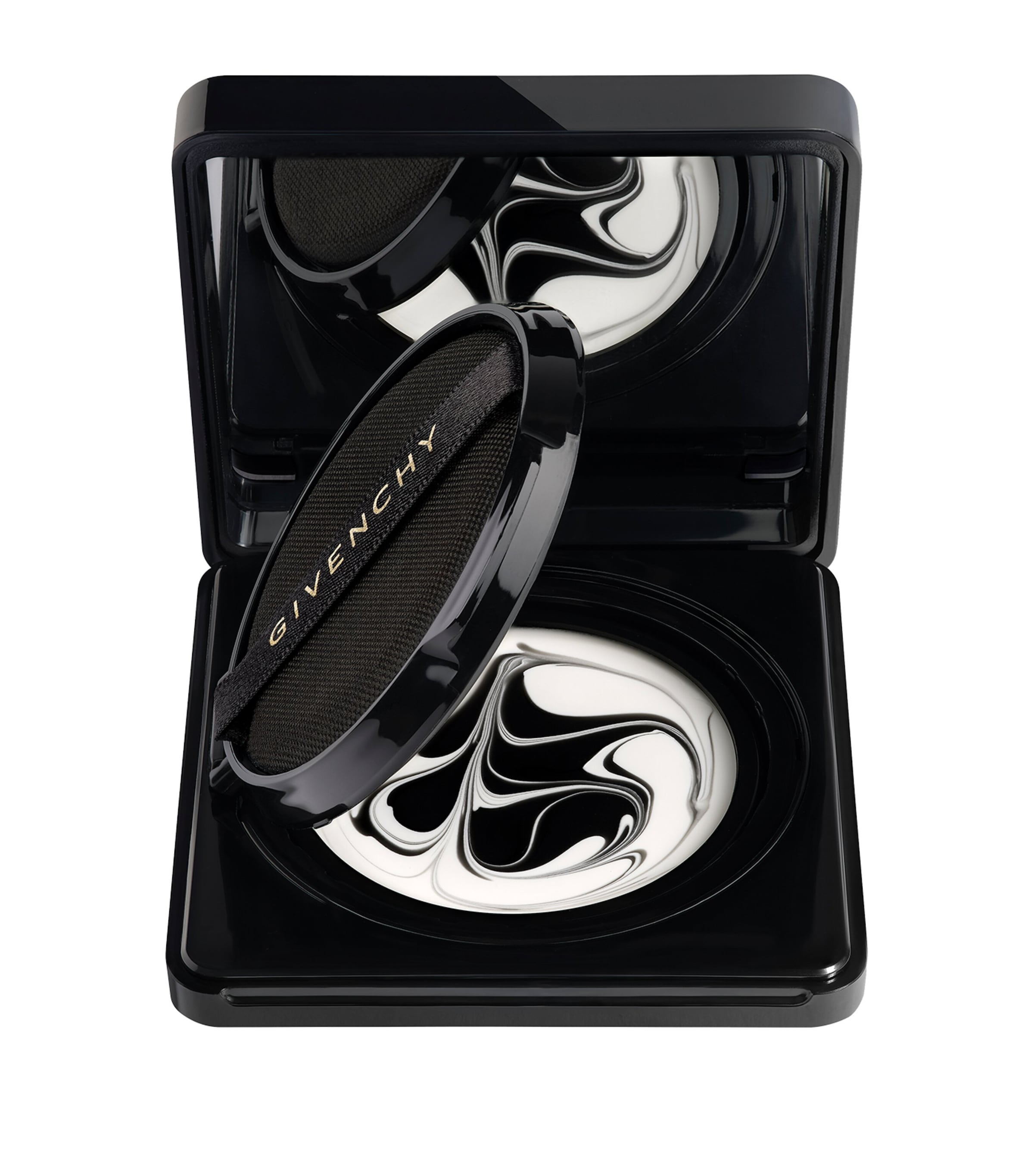 Le Soin Noir Compact UV Protection SPF 40 (12g) N/A Image 5