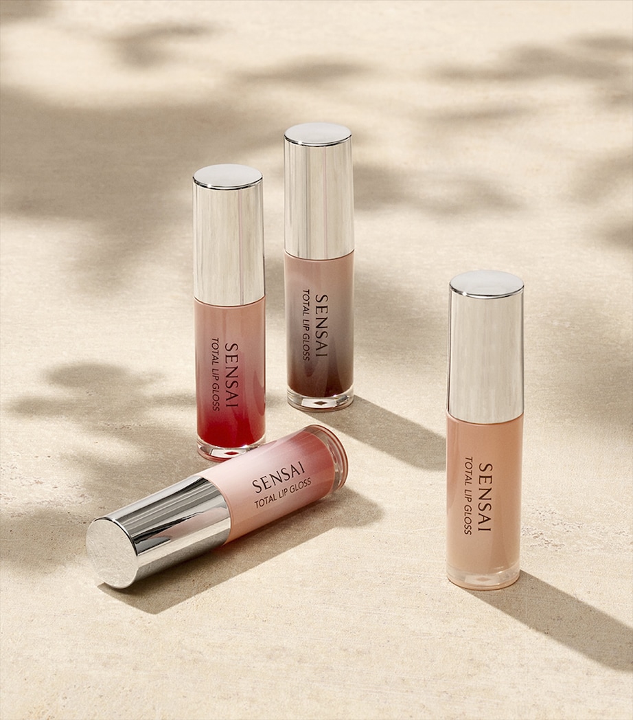 Total Lip Gloss CL01 MAUVE RED Image 3