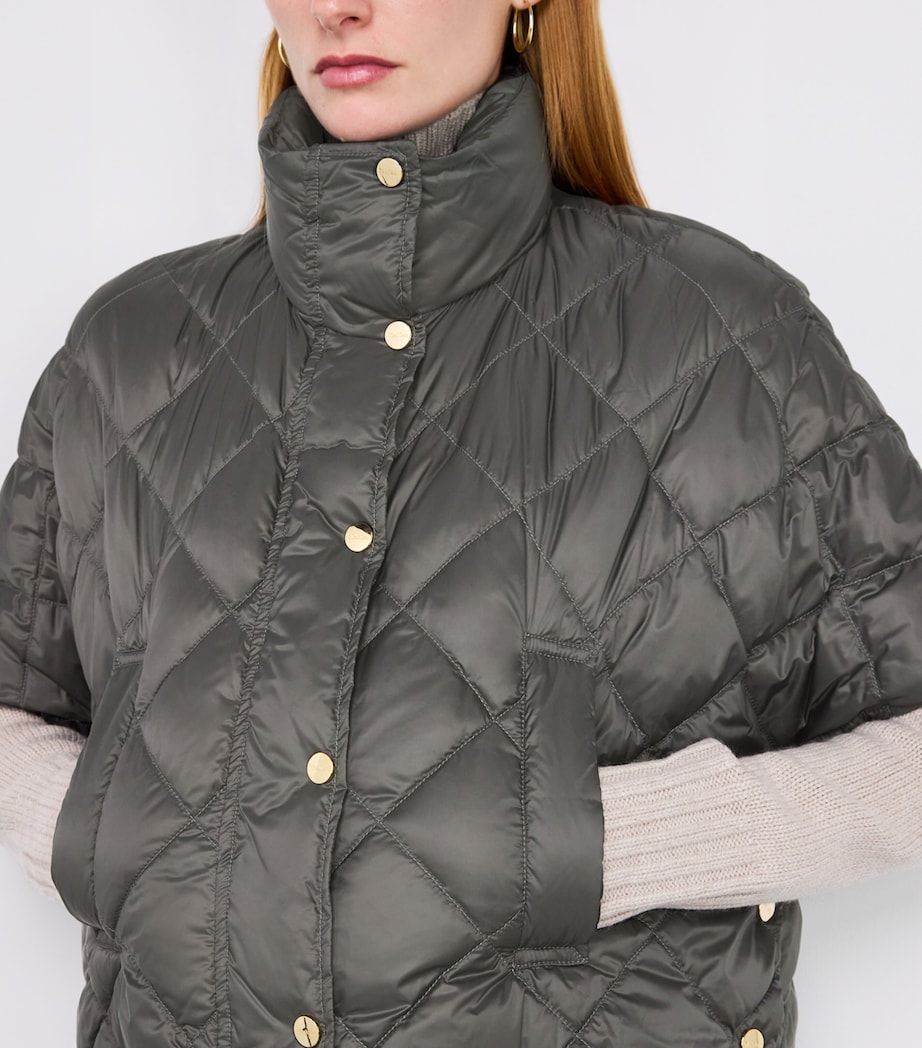 The Cube Water-Repellent Poncho GREEN Image 6