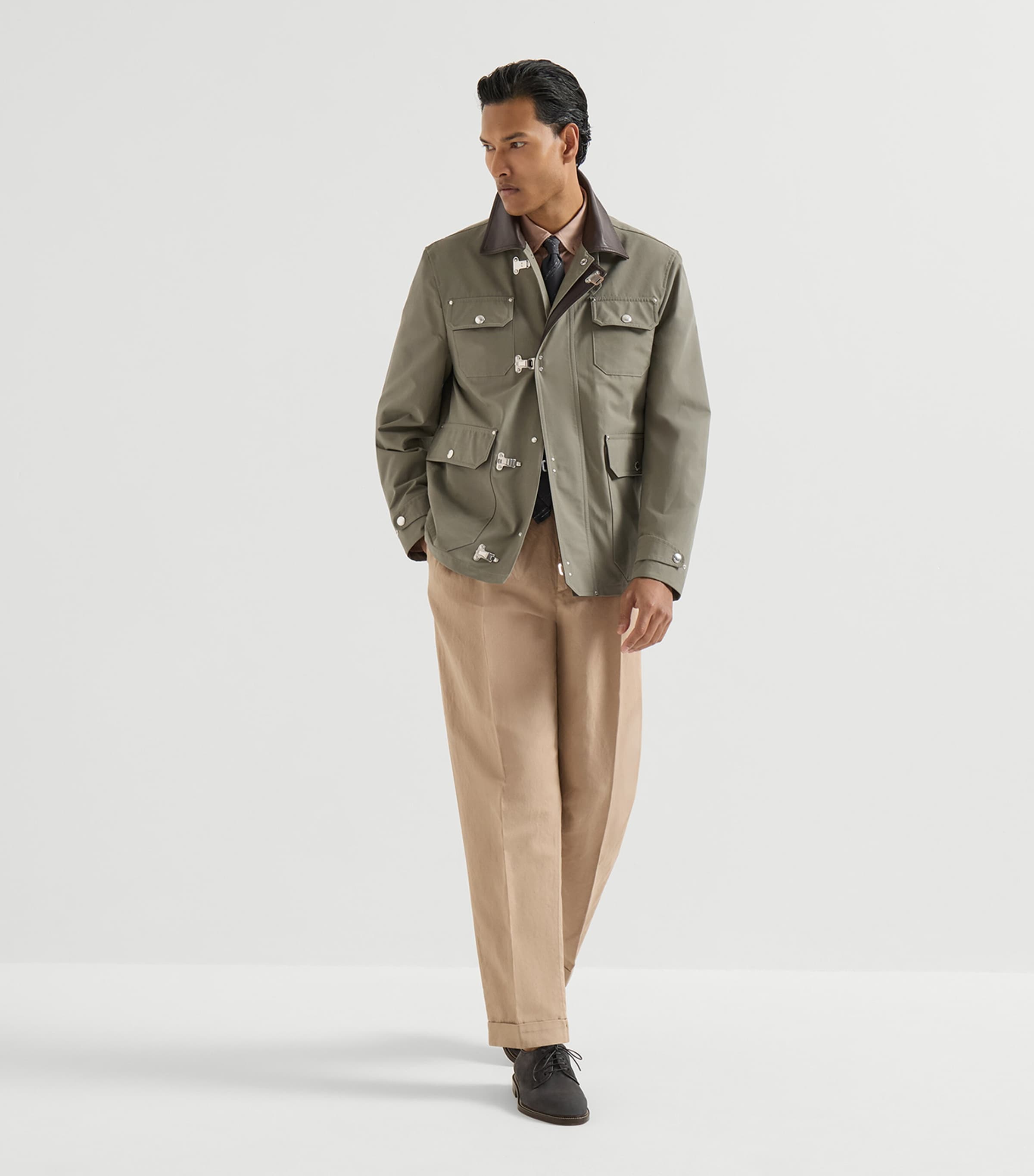 Brunello Cucinelli Mens Cotton-Linen Pleated Trousers Image 2