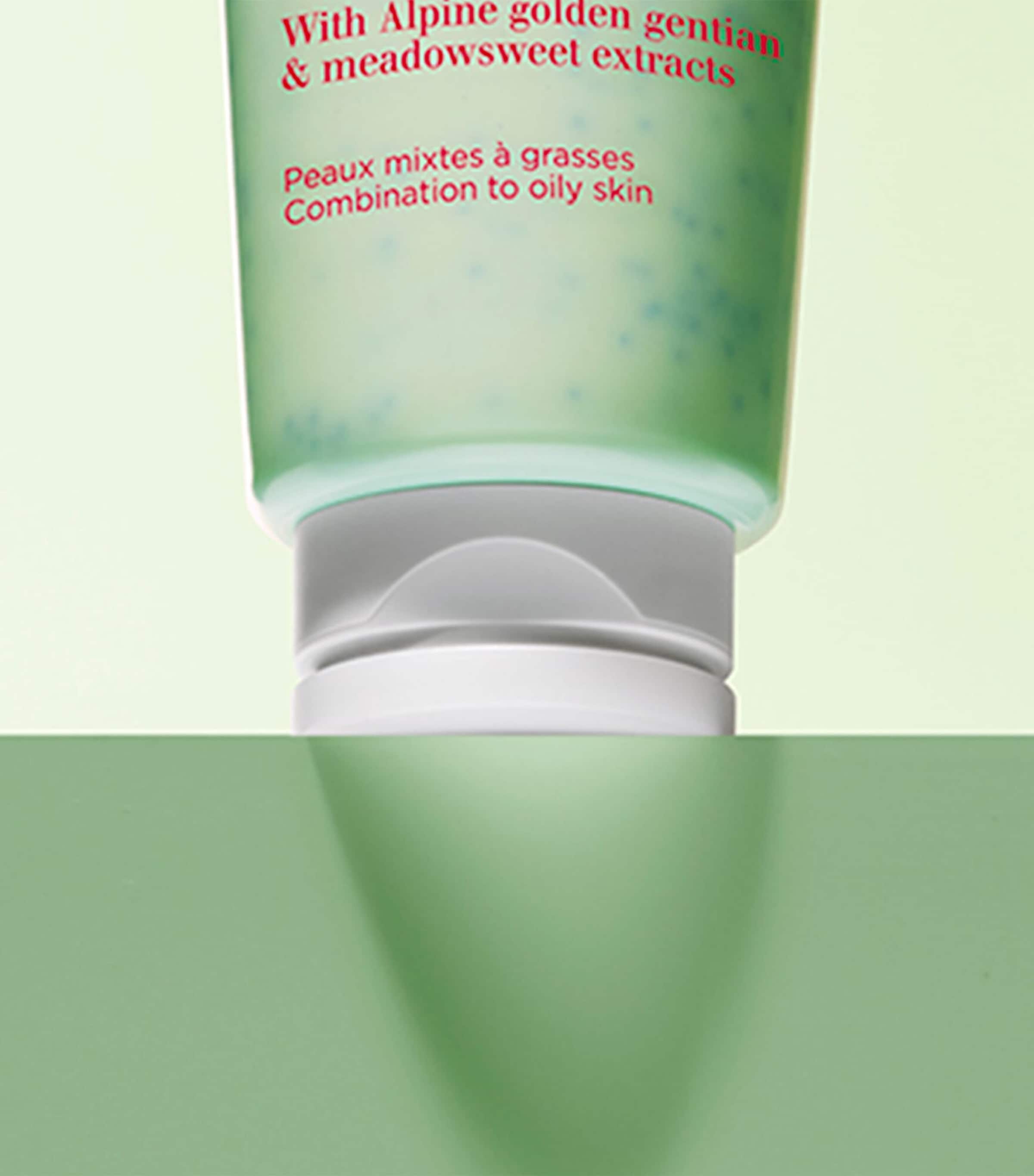 Clarins Purifying Gentle Foaming Cleanser (125ml) Image 6