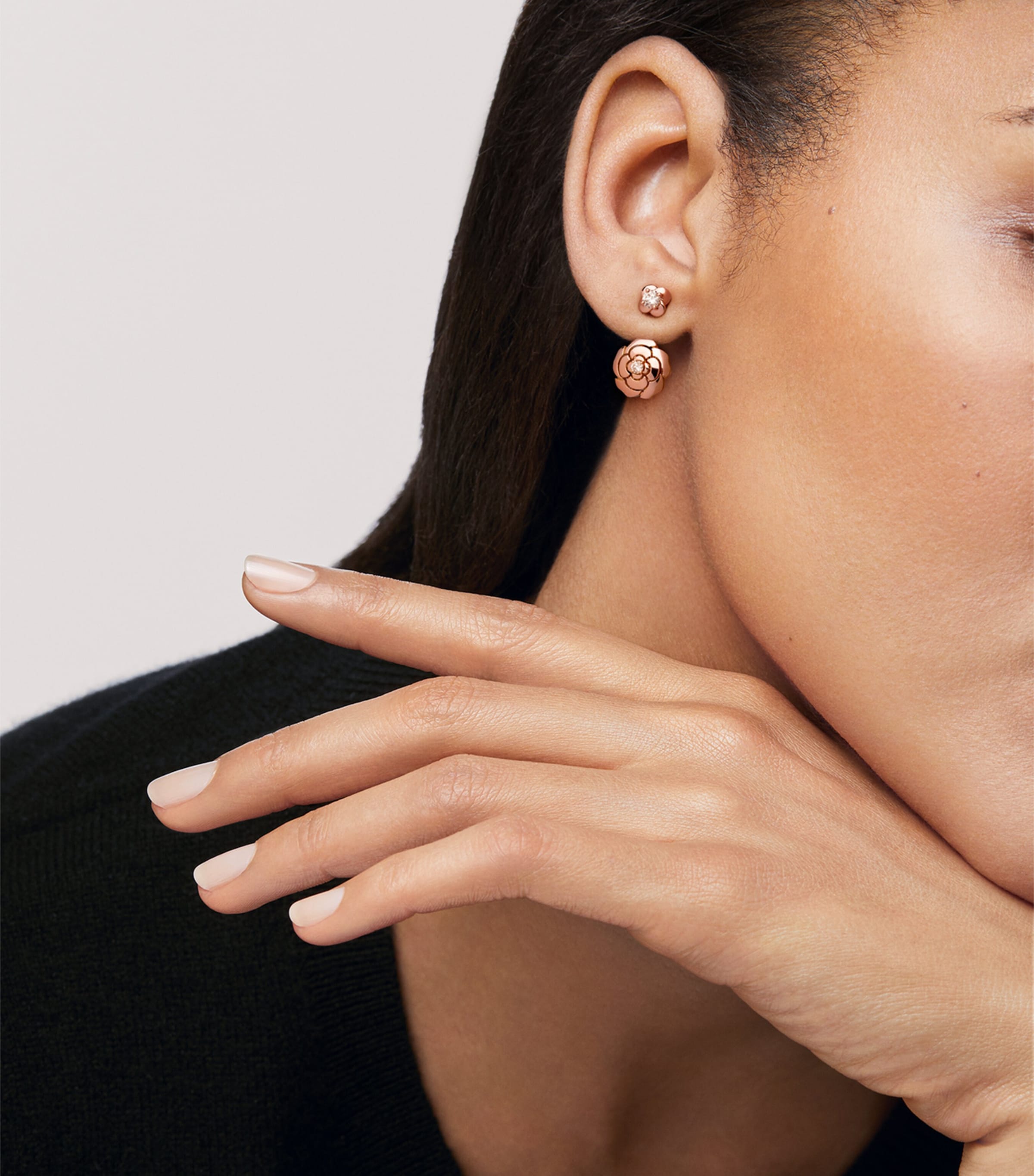 Rose Gold and Diamond Camélia Single Earring ROSE Image 4