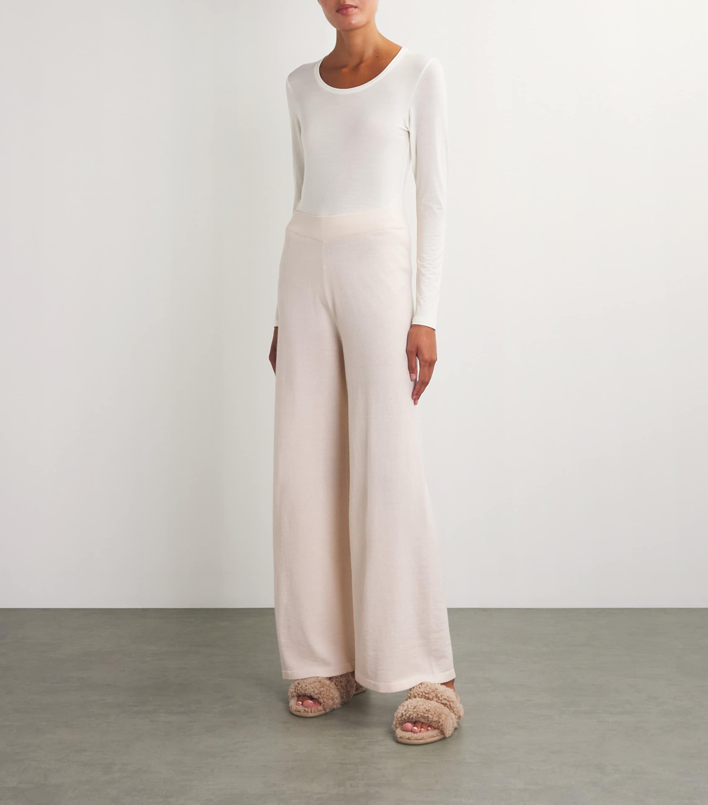Falke Womens Long-Sleeve Daily ClimaWool T-Shirt Off White Image 2