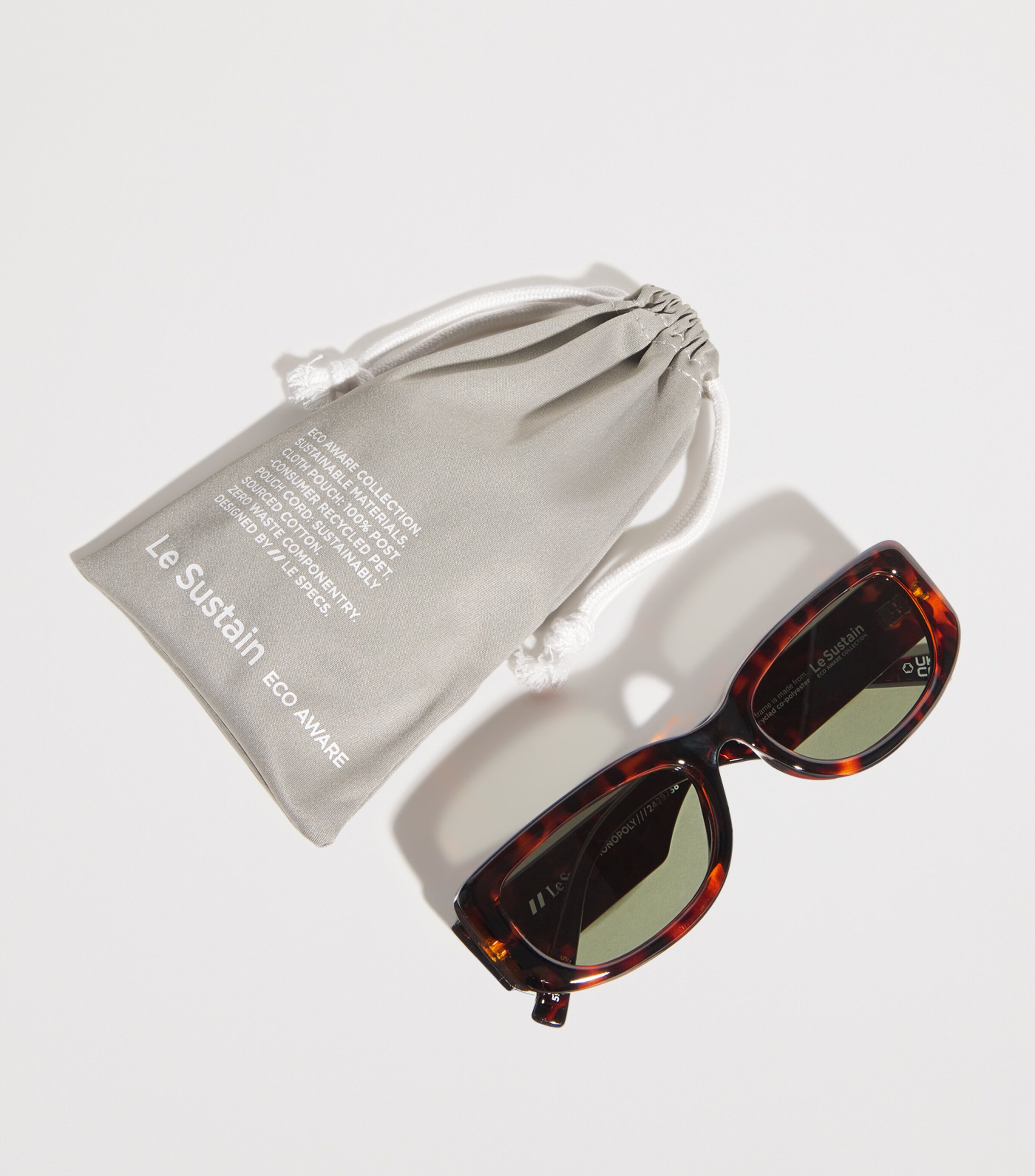 ★Le Specs★セレブ愛用！Monopoly UVカット サングラス Monopoly Black Uni-Sex Rectangle Sunglasses | Le Specs