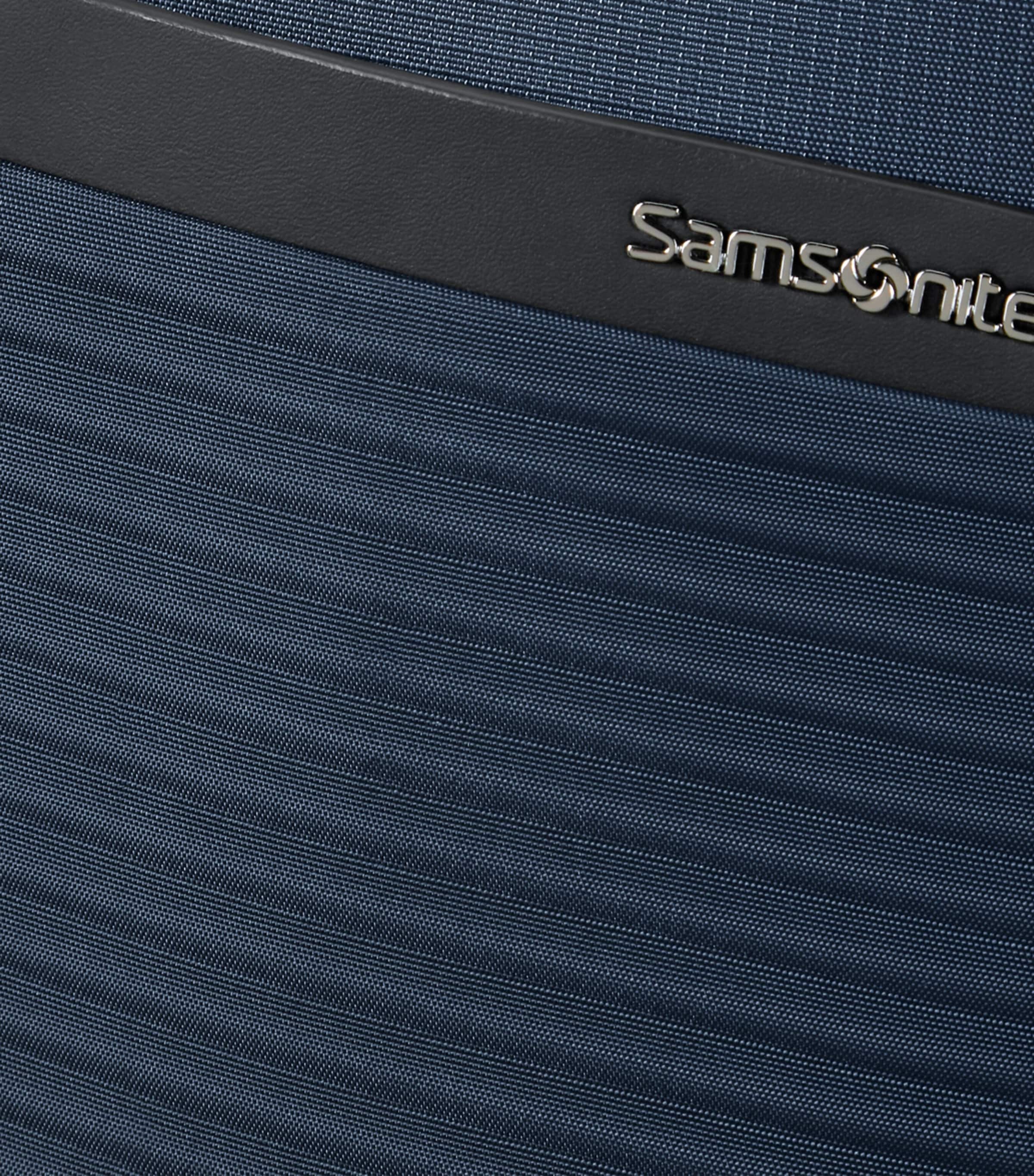 Paralux 2-In-1 Travel Backpack MIDNIGHT NAVY 1552 Image 11