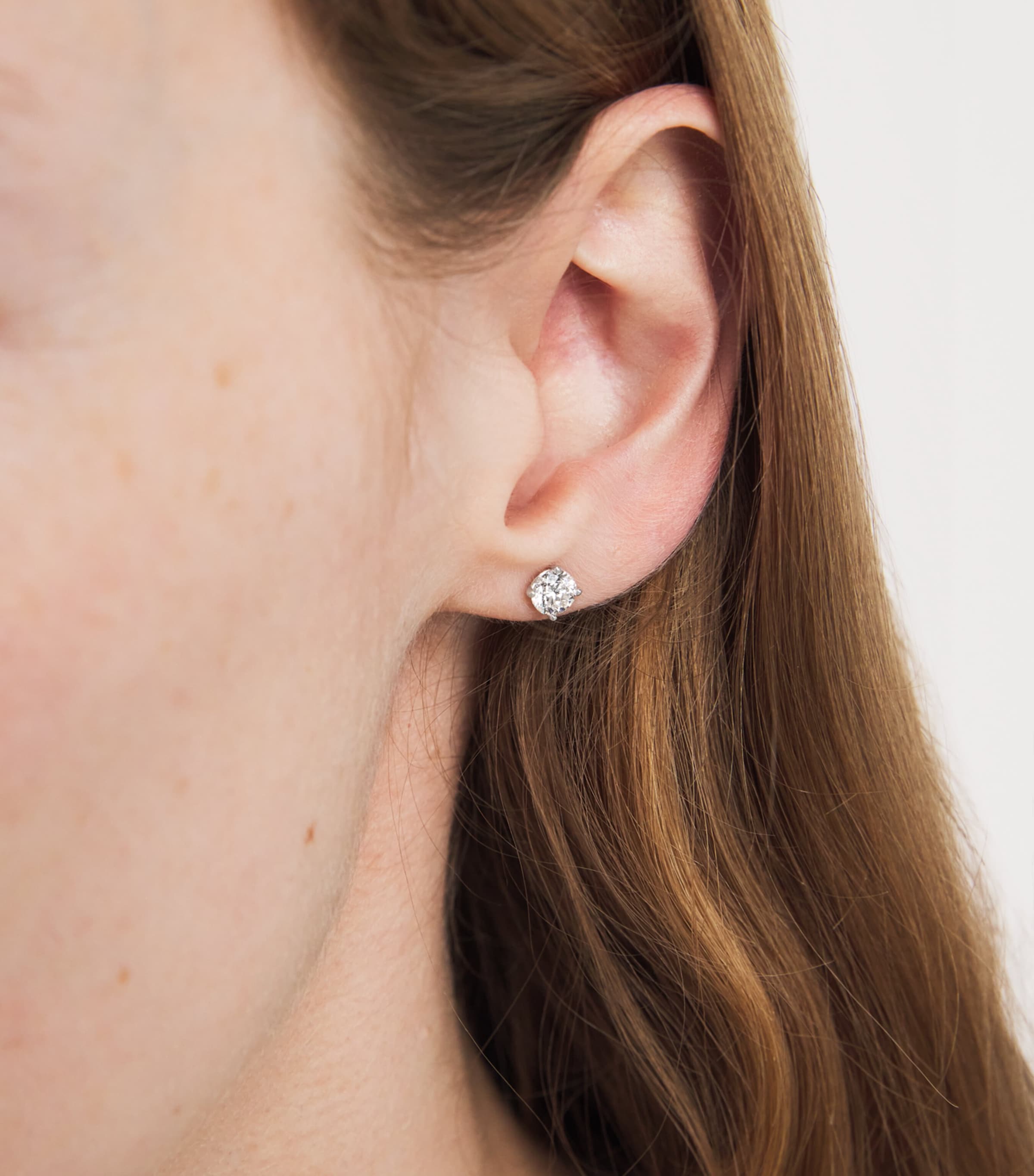 White Gold and Diamond Stud Earrings (1.00ctw) WHITE GOLD Image 2