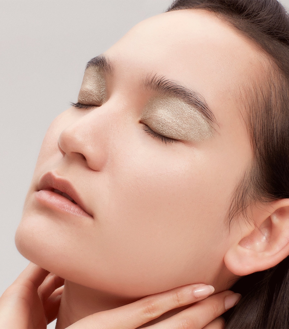 EyeWear Longwear Eyeshadow Stick OYSTER Image 3