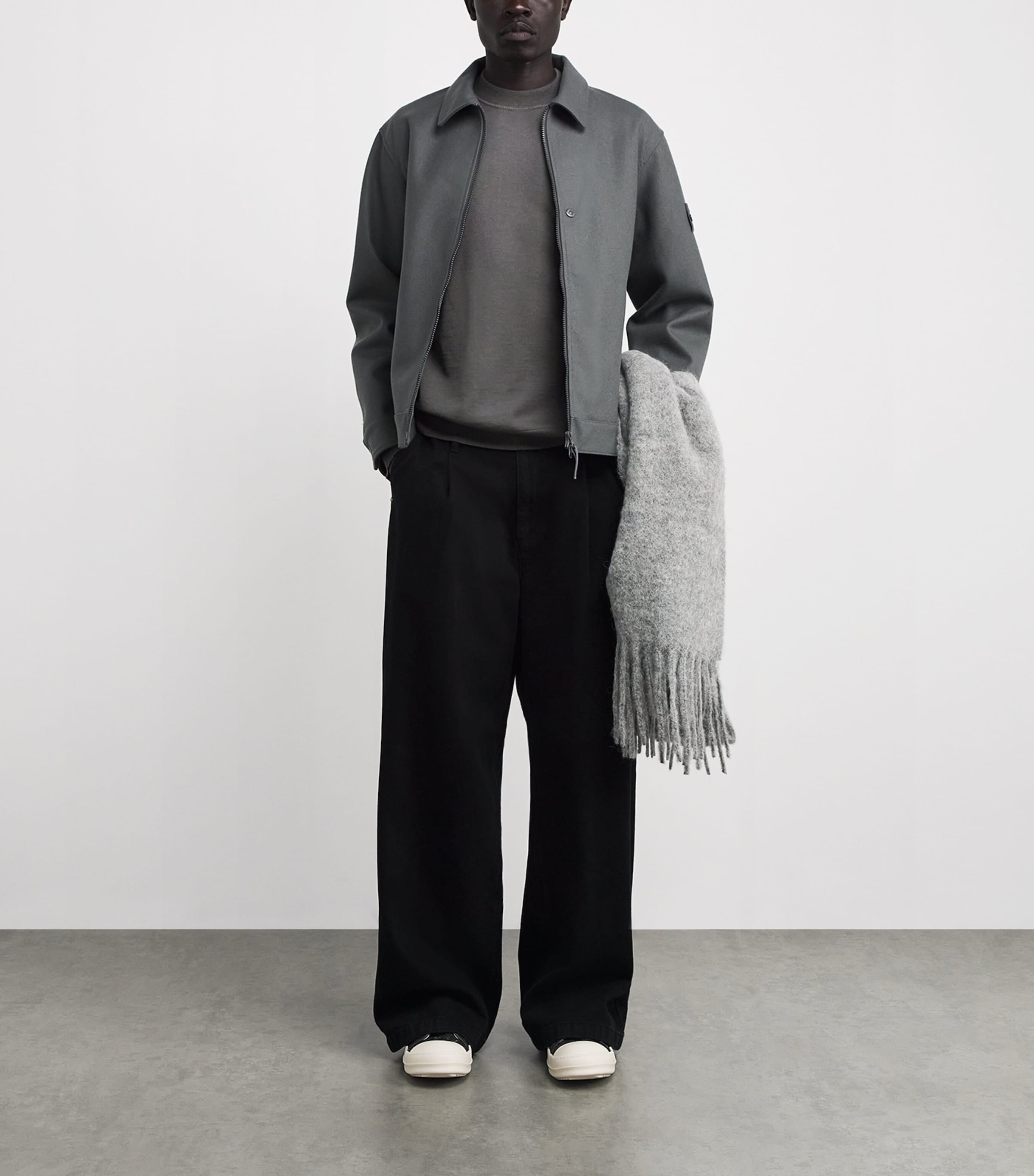 Wool Ghost Sweater V0067 Image 2