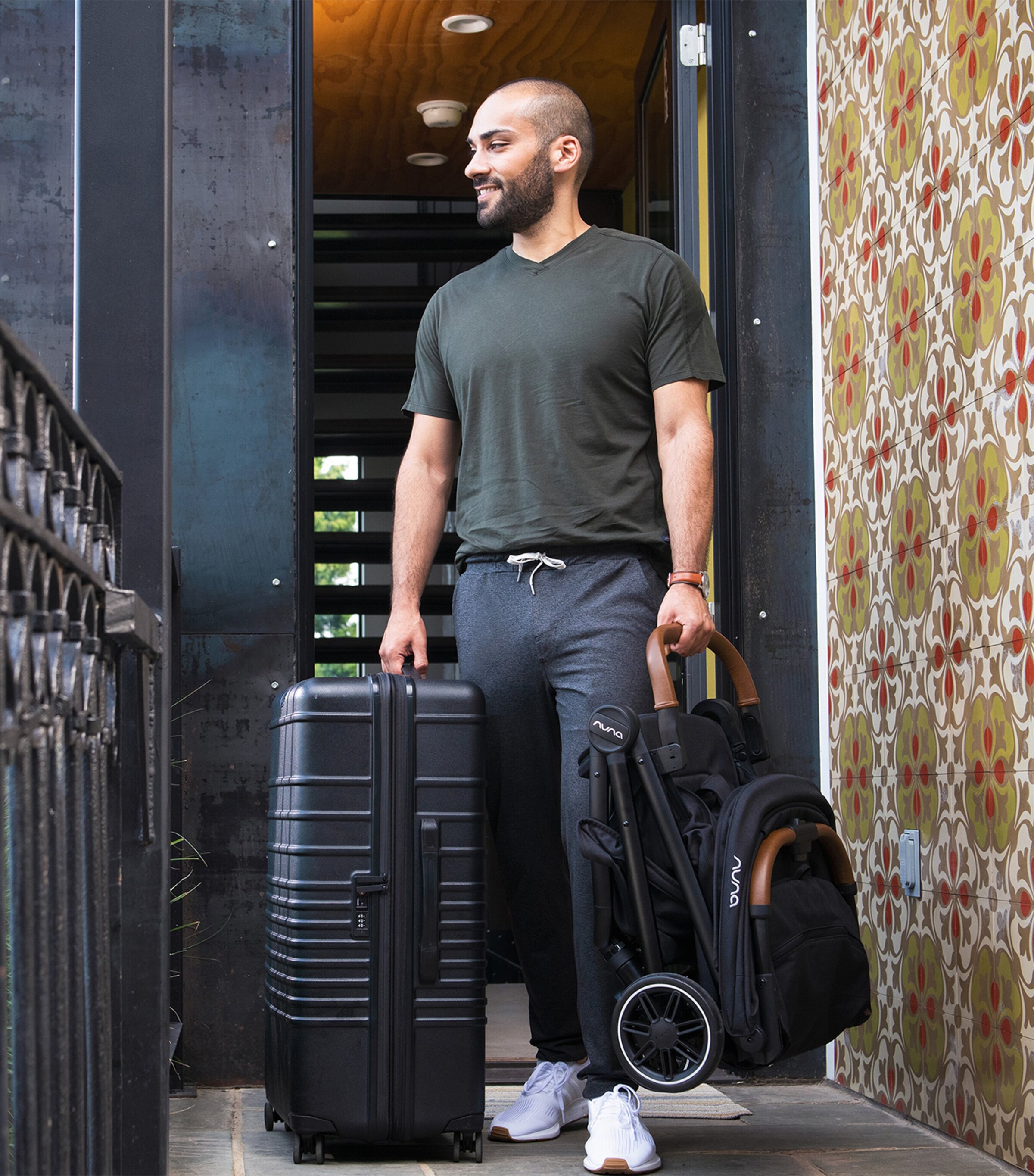 Compact TRVL Stroller CAVIAR Image 8