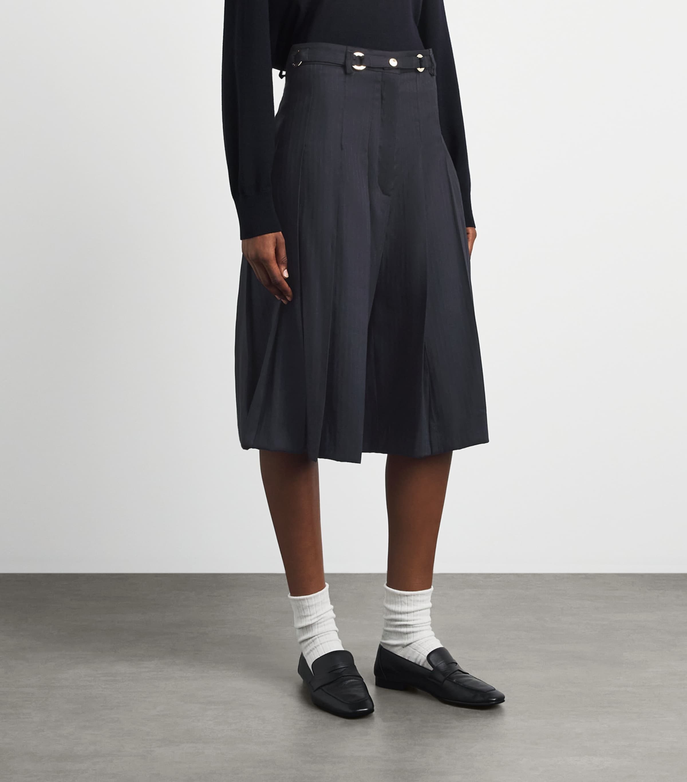 Sandro Paris Womens Wool-Blend Pleated Shorts Navy Blue Image 4