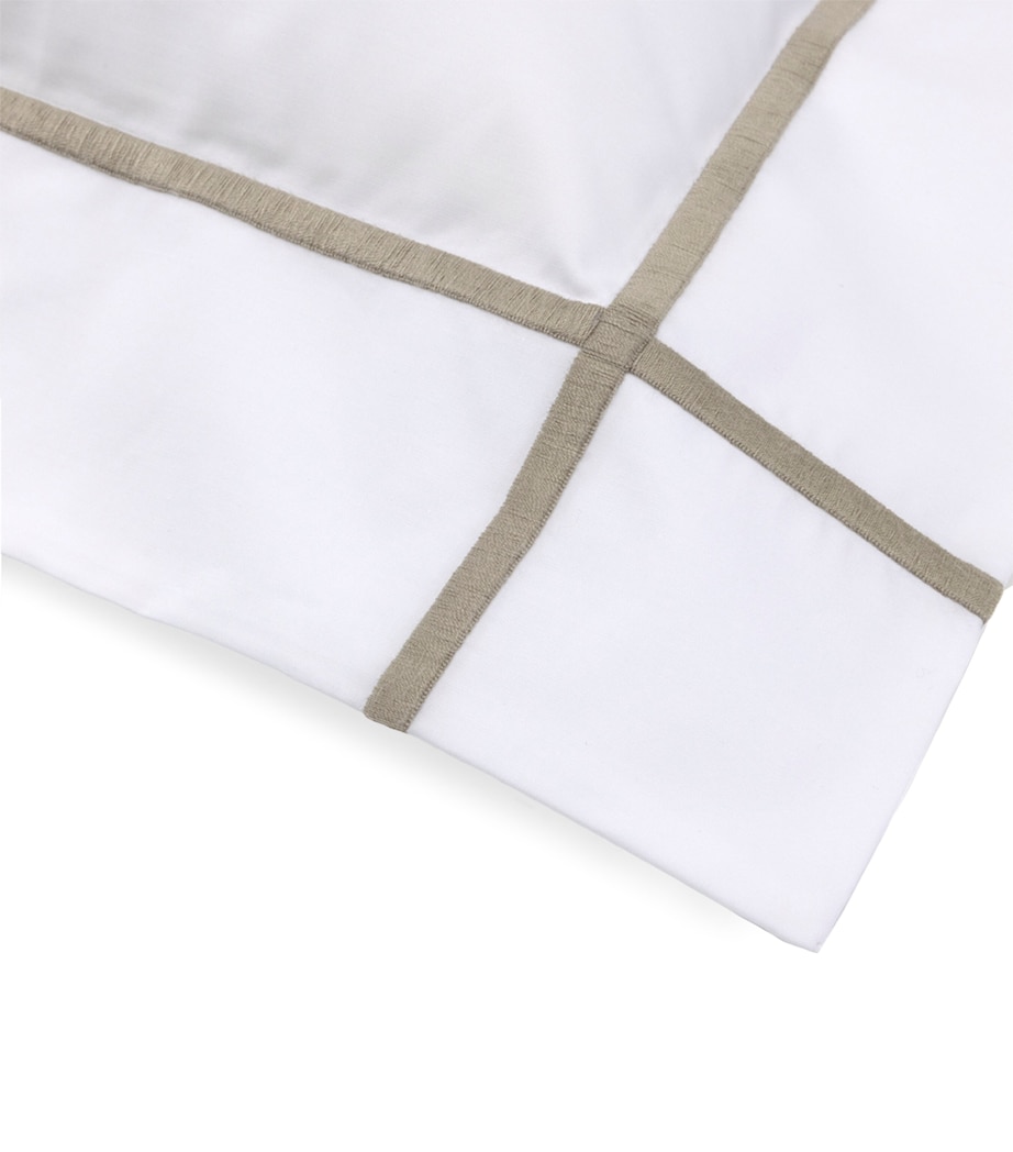 Yves Delorme Athena Standard Oxford Pillowcase (50cm x 75cm) Kaki Image 3