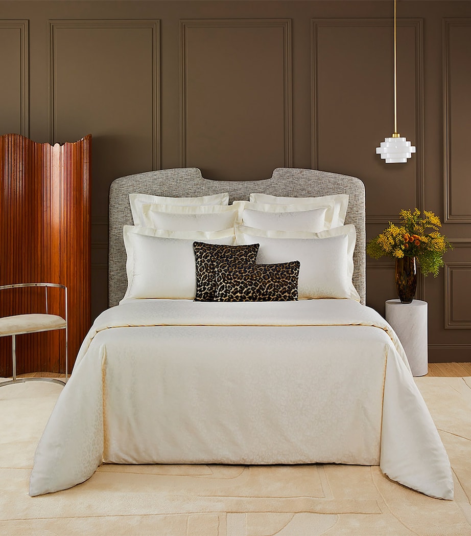 Leopard Super King Duvet Cover (260cm x 220cm) MILK Image 2