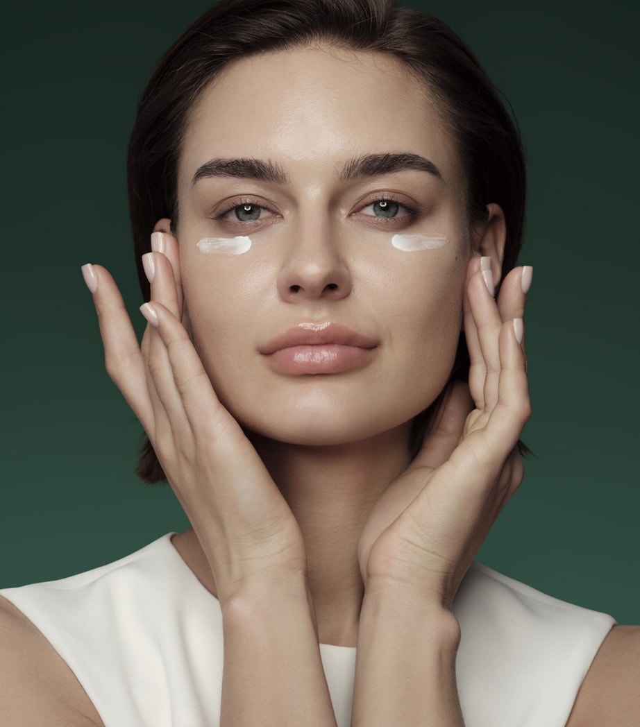 RéVive Renewal Moisturising Eye Cream (15ml) Image 4