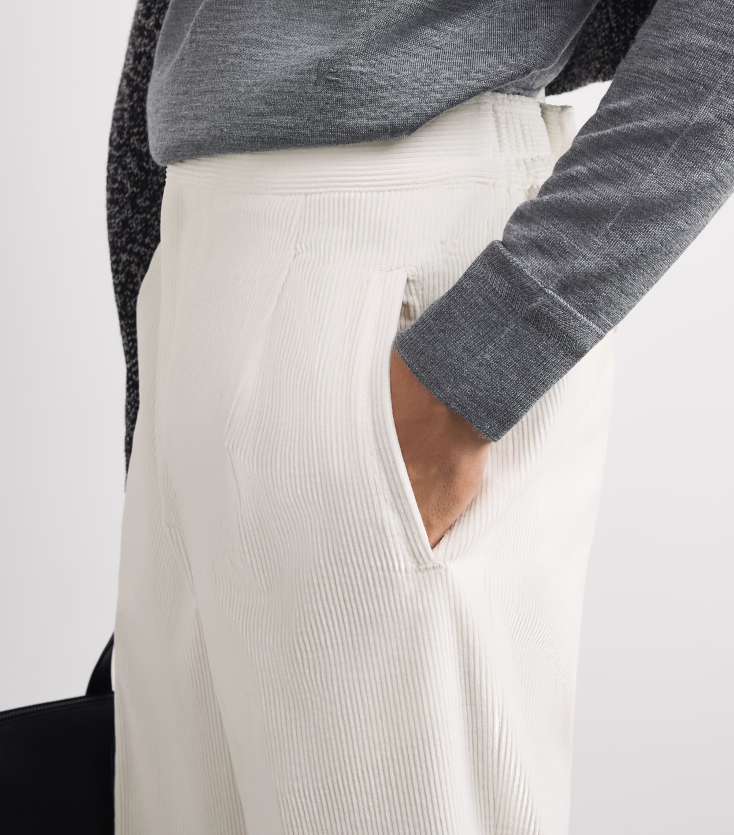 Corduroy Pleated Trousers 010 Image 6