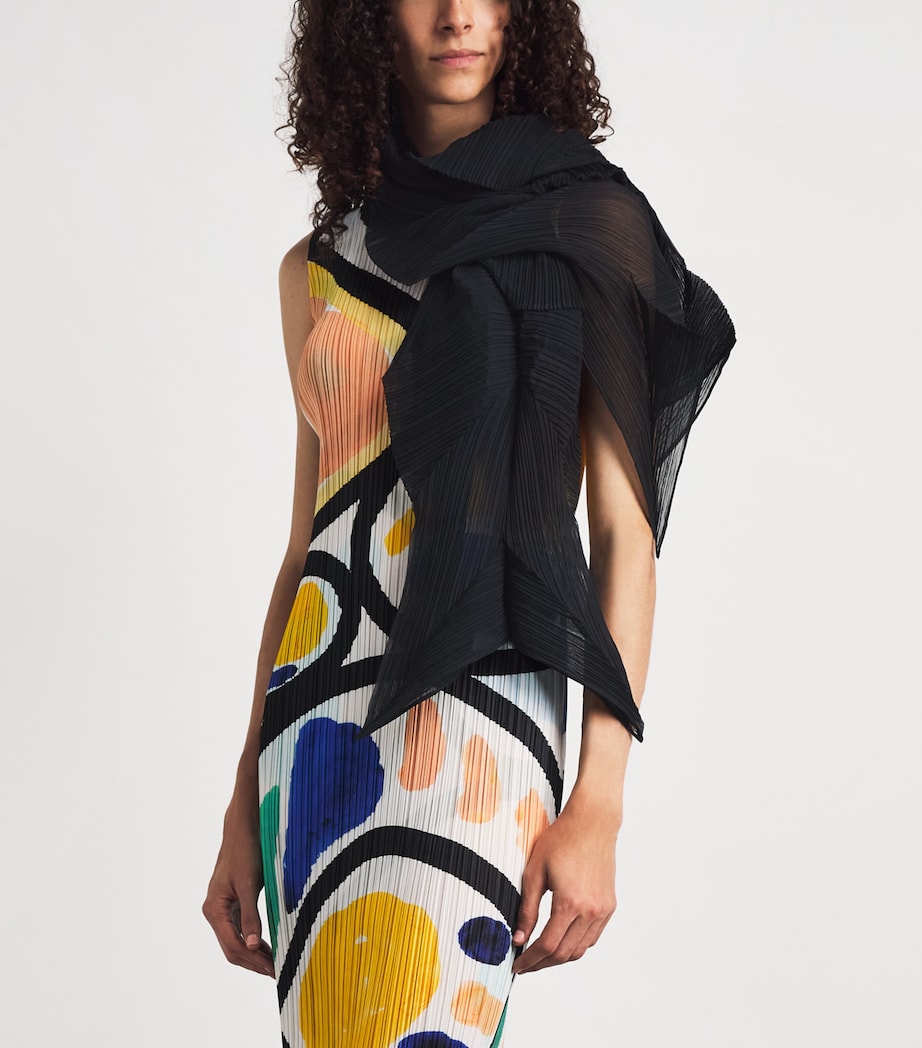 Pleats Please Issey Miyake Zigzag Scarf Black Image 3