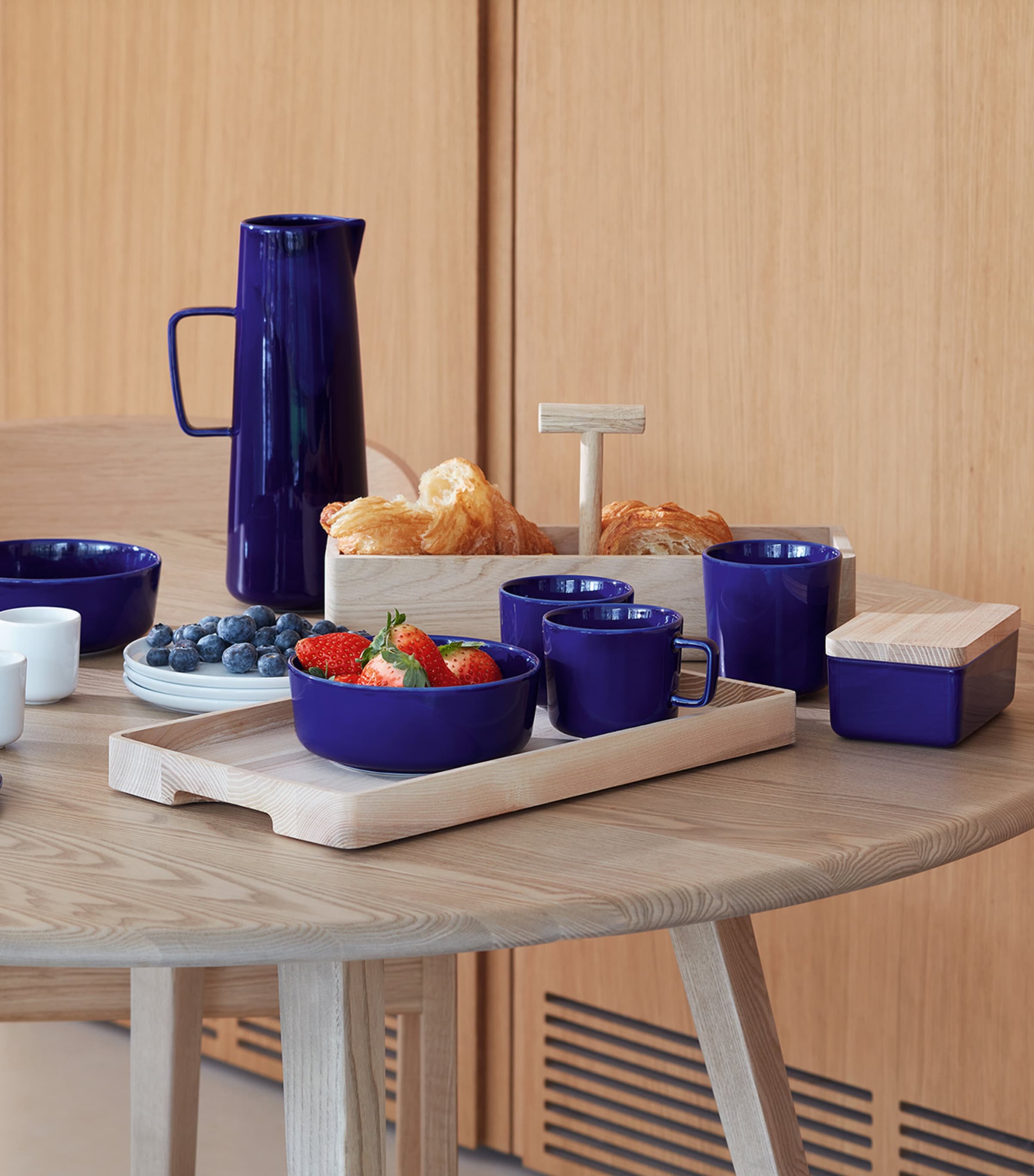 Porcelain Collective Butter Dish (14cm) COBALT Image 4