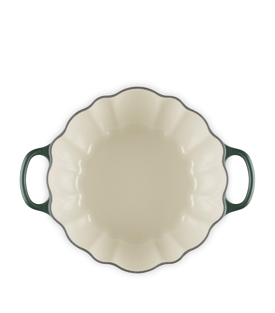 Le Creuset Cast Iron Pumpkin Casserole Dish (24cm) Green Image 4