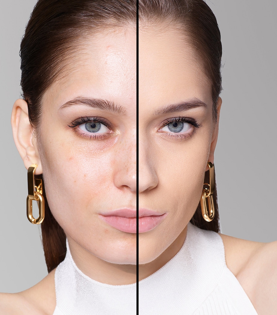 Teint Idole Ultra Wear Foundation 235N Image 3