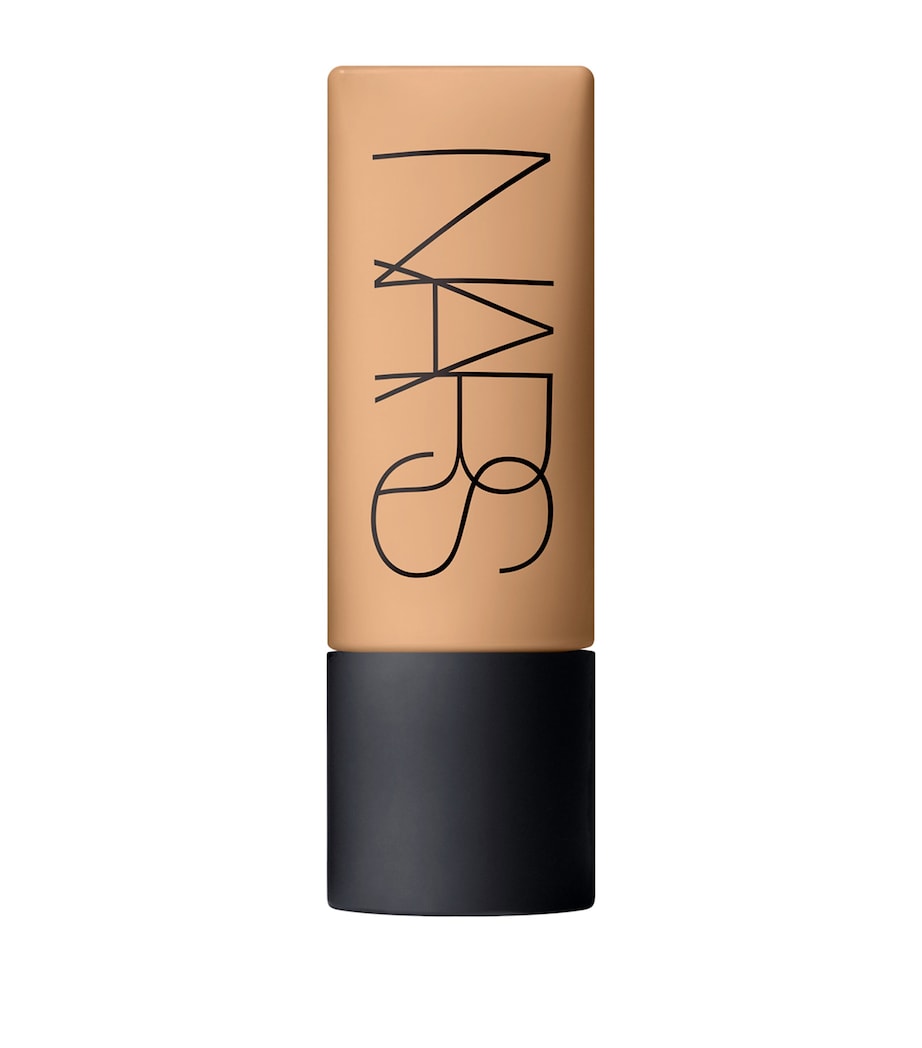 Soft Matte Complete Foundation BARCELONA Image 1