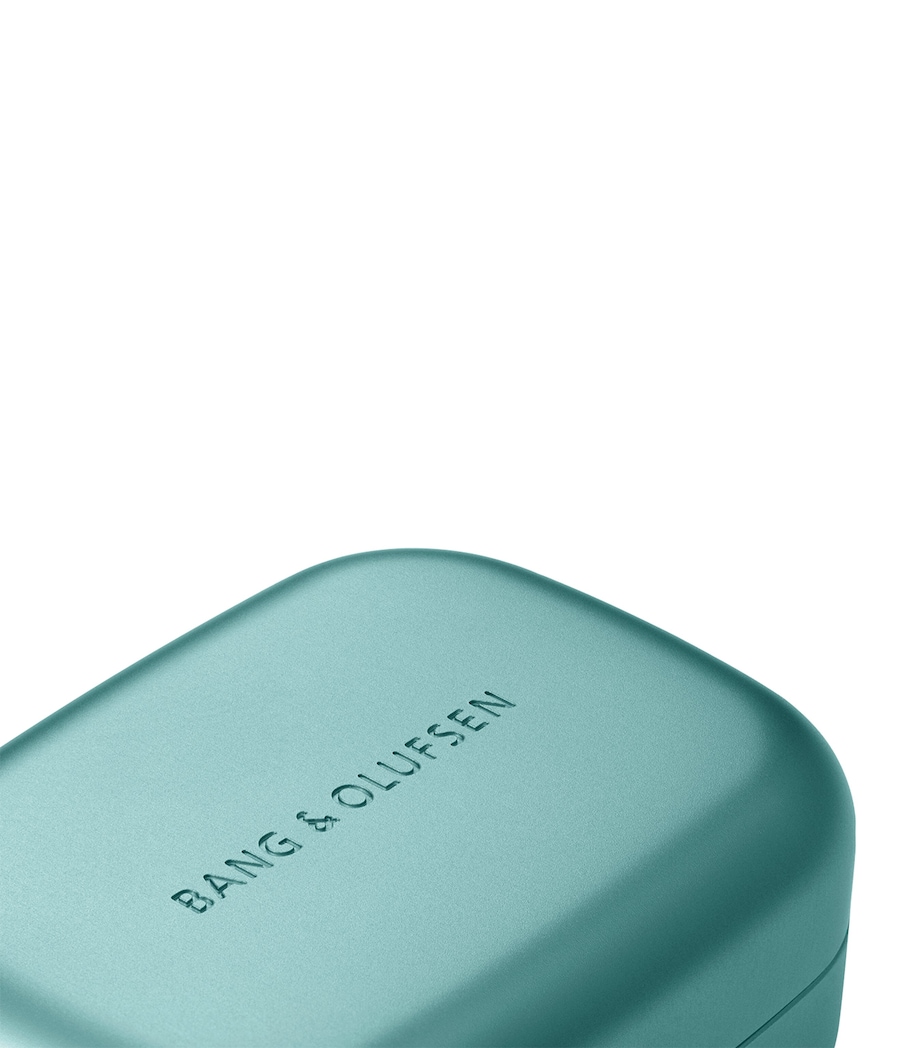 Beoplay Eleven Wireless Earbuds EUCALYPTUS GREEN Image 2