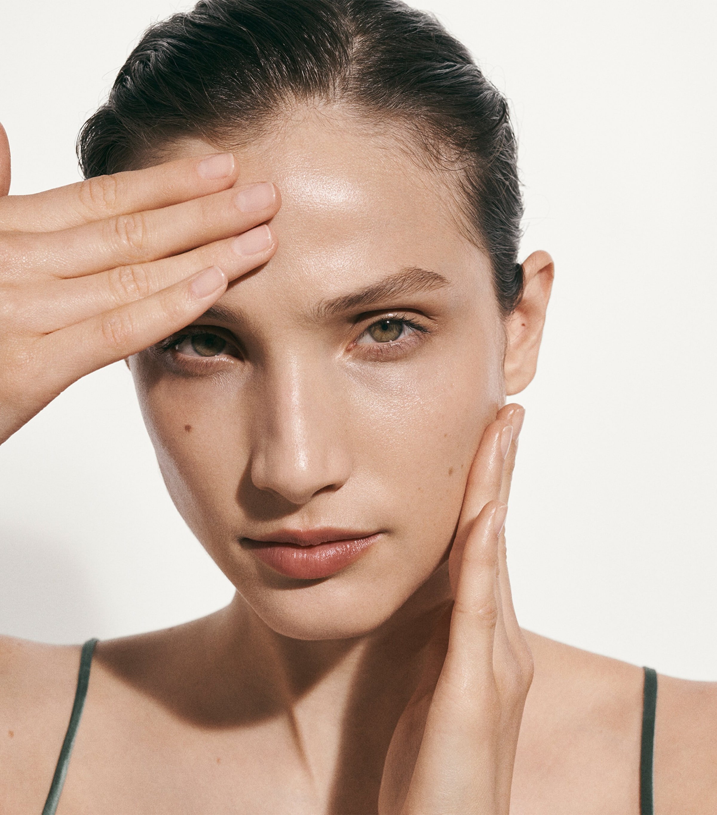 Crème de la Mer Moisturizing Cream (250ml) NO COLOUR Image 4