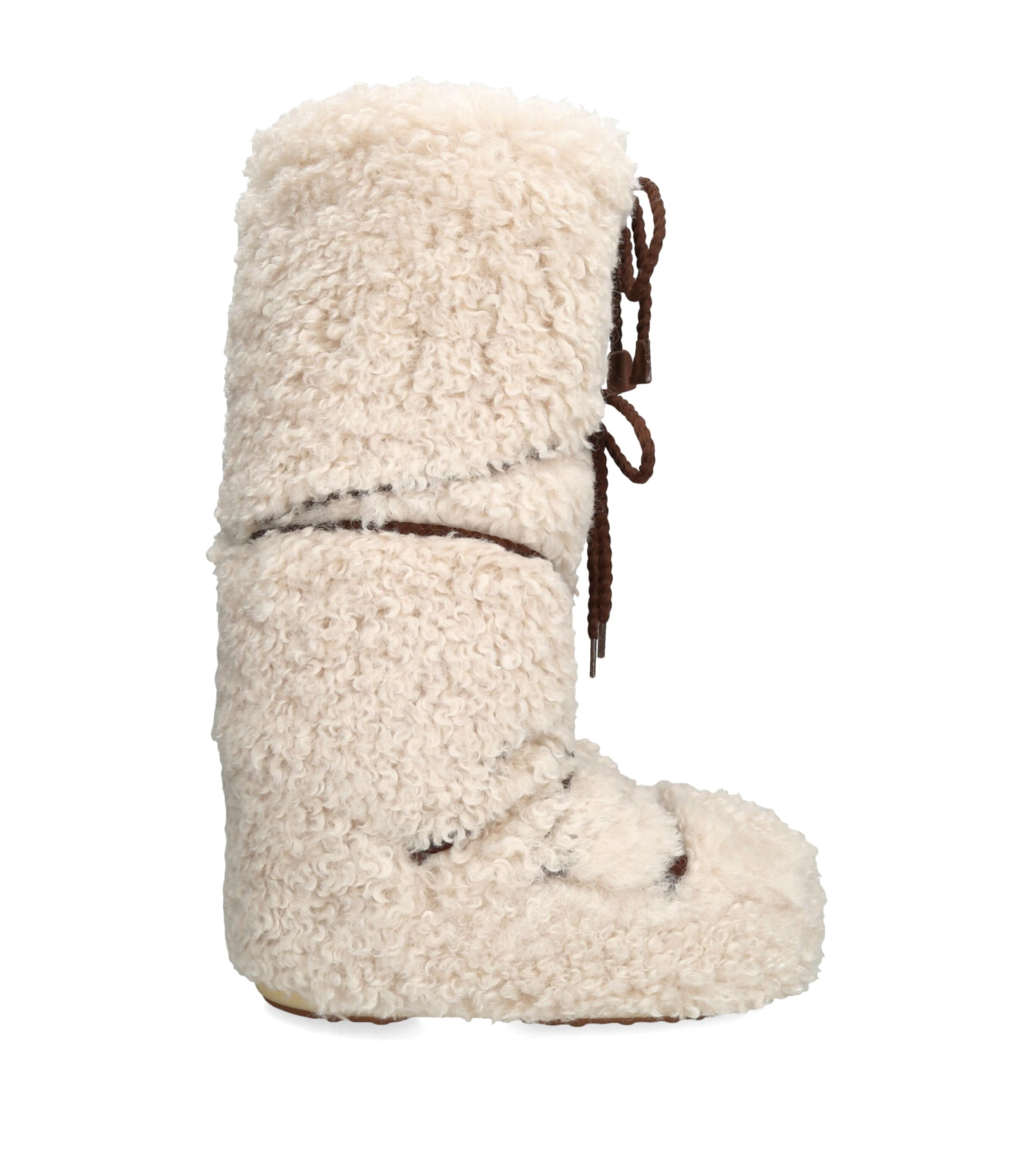 Faux Fur Icon Curly Moon Boots BEIGE Image 1
