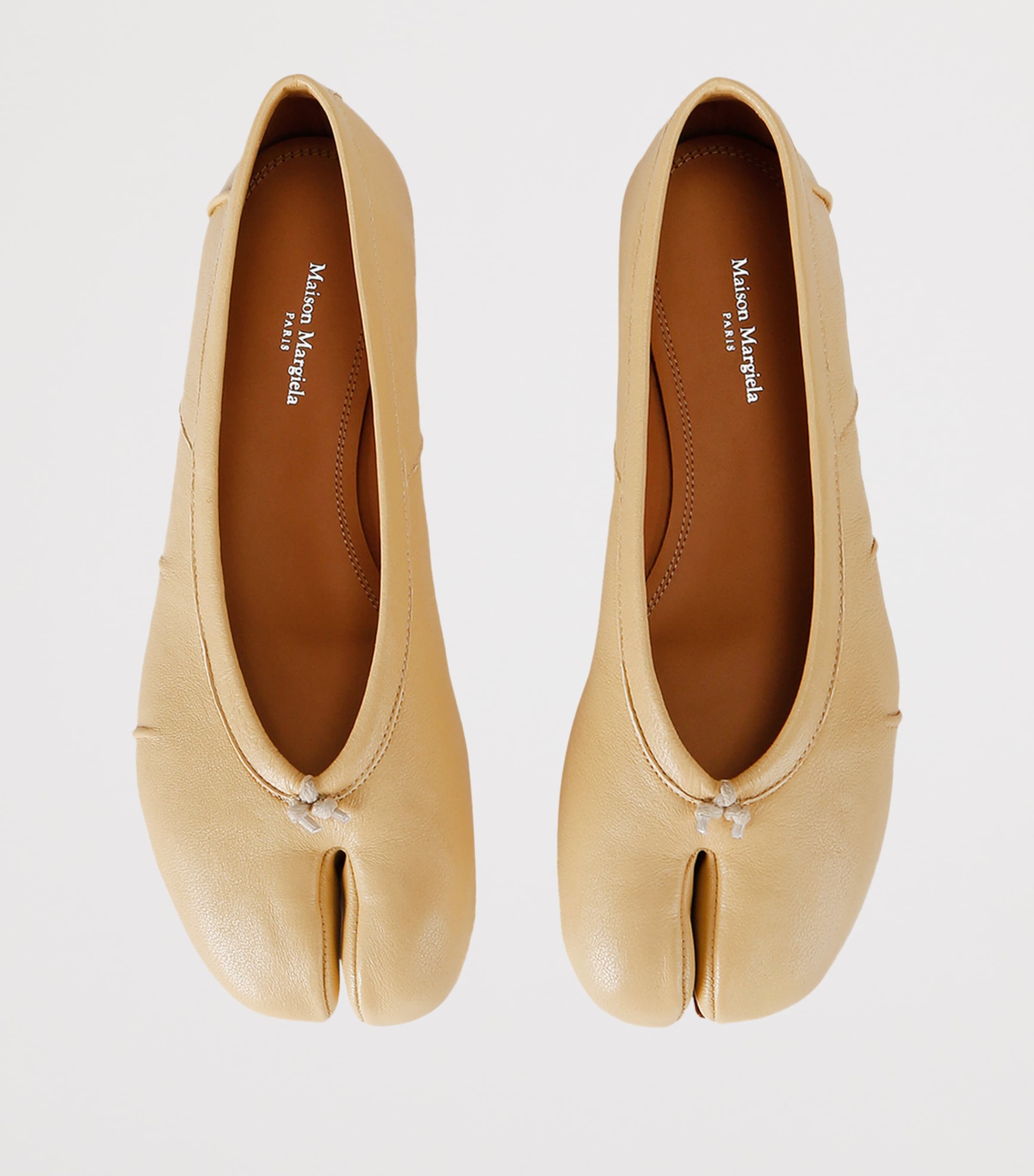 Maison Margiela Leather Tabi Ballet Flats | Harrods US