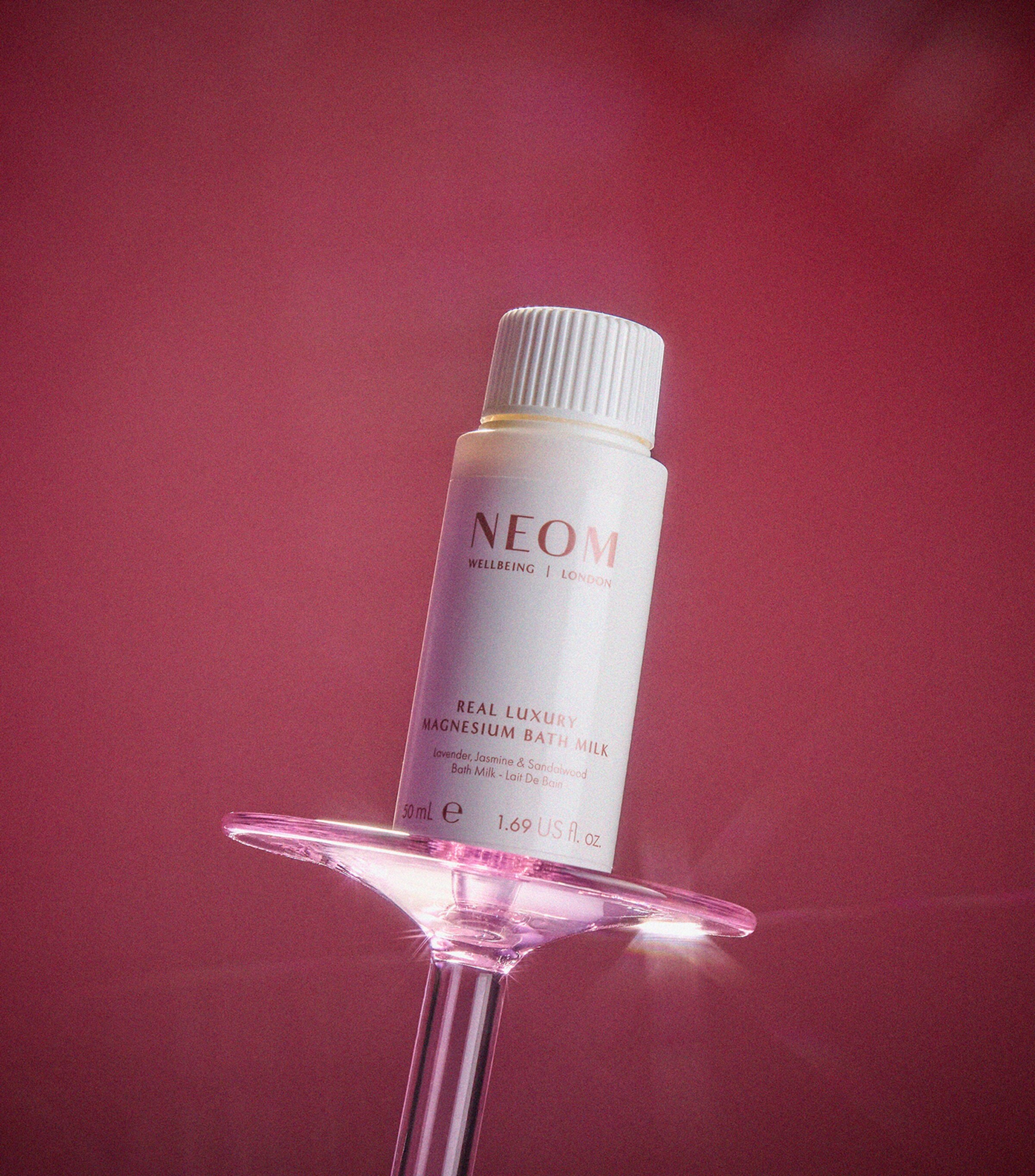 NEOM Bathtime Treat Magnesium Bath Milk (50ml) Image 2