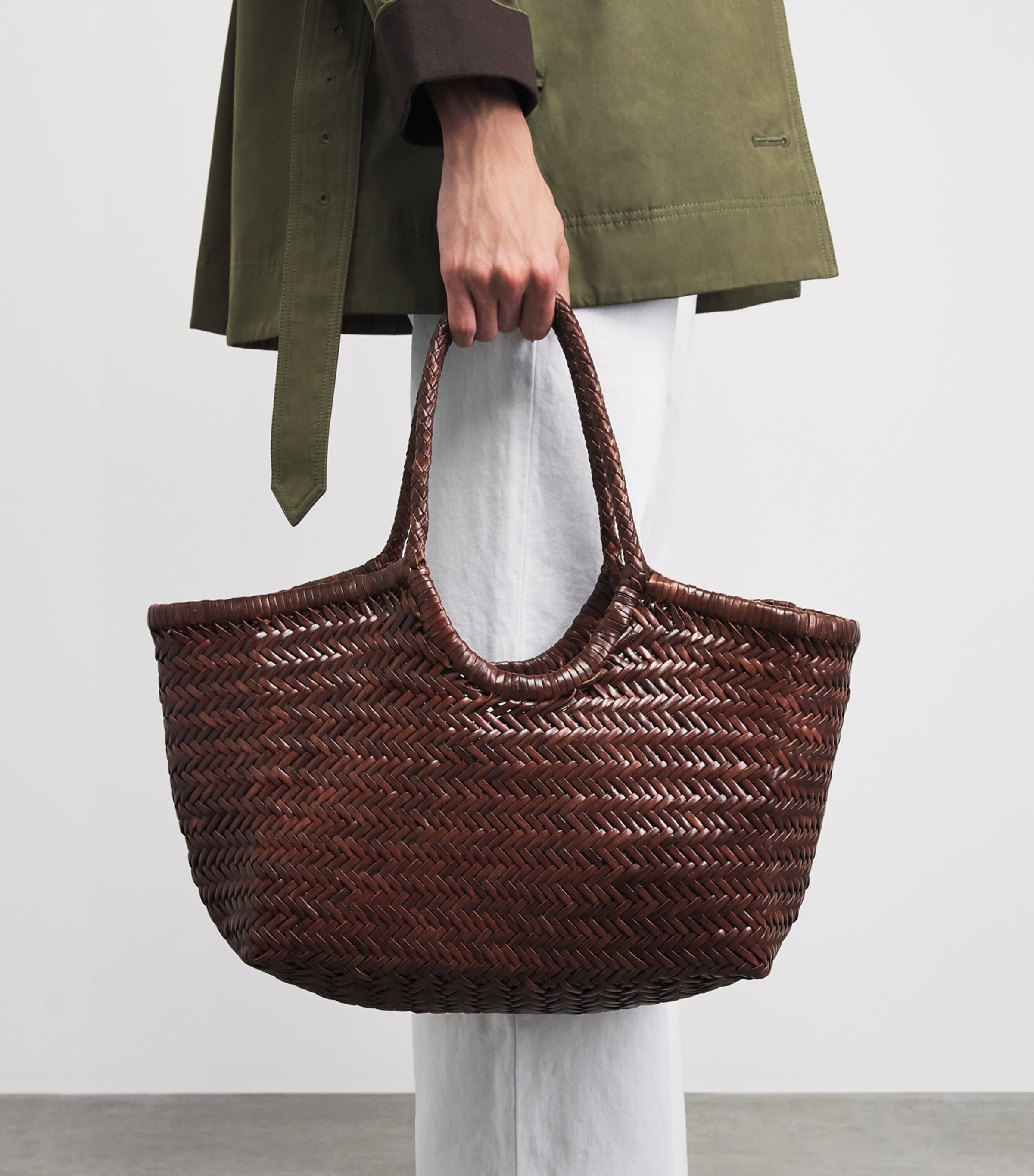 DRAGON DIFFUSION Large Leather Woven Nantucket Tote Bag Bruciato Image 2