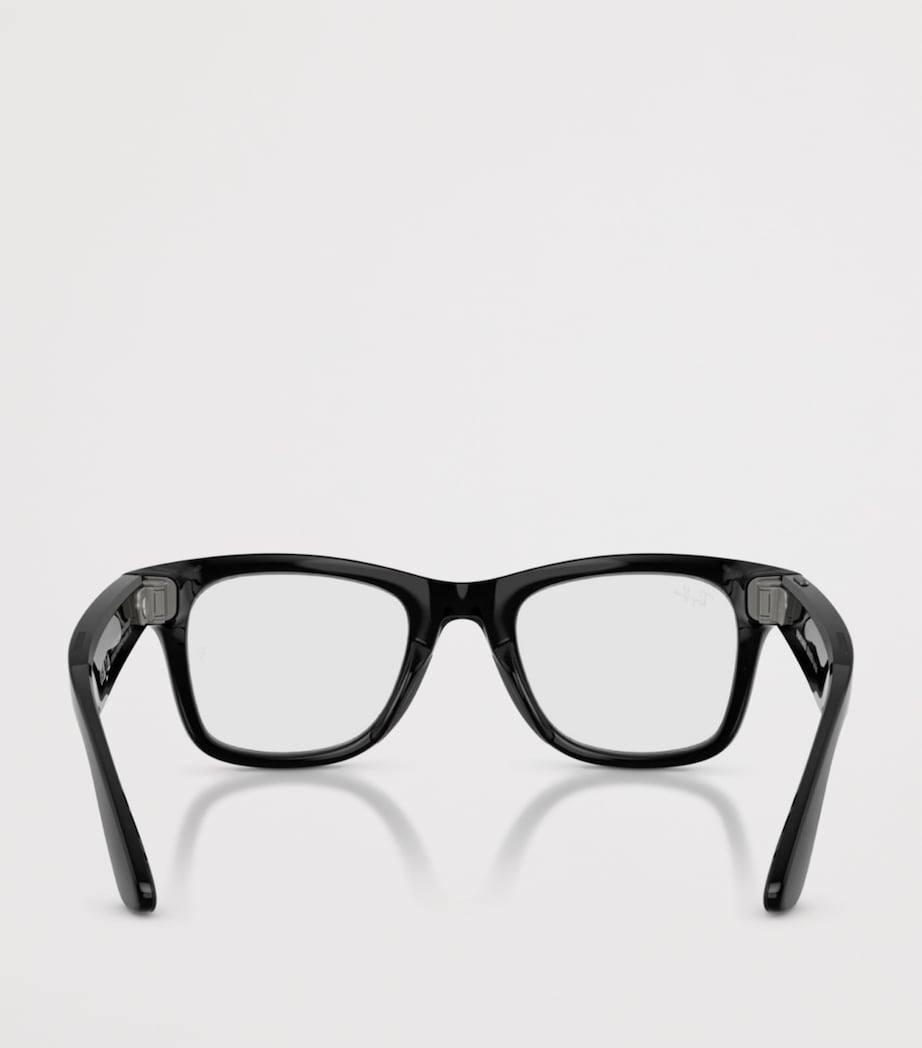 Ray-Ban Meta Wayfarer AI Sunglasses Image 3