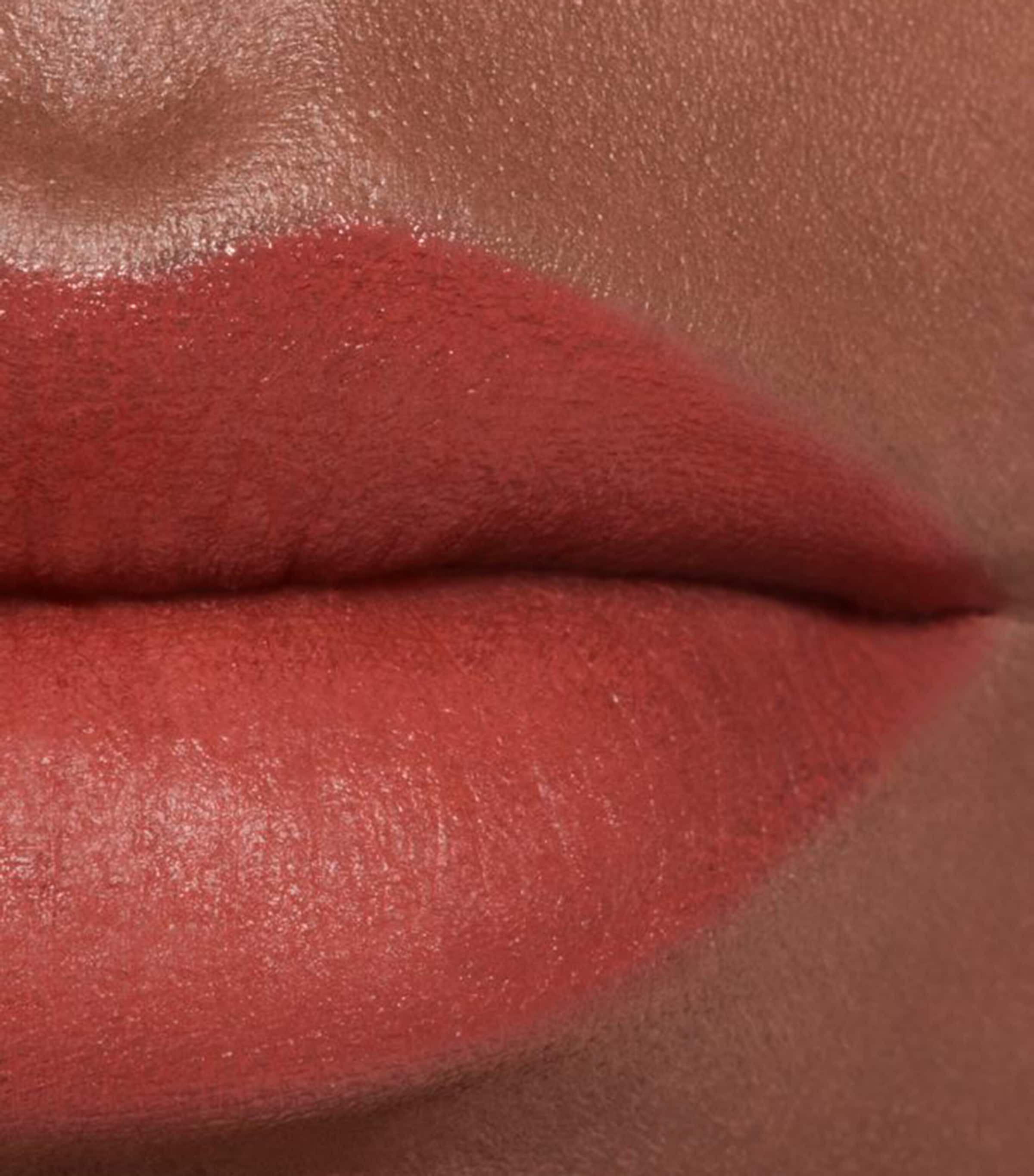 ROUGE ALLURE VELVET Luminous Matte Lip Colour LÉGENDAIRE 51 Image 4