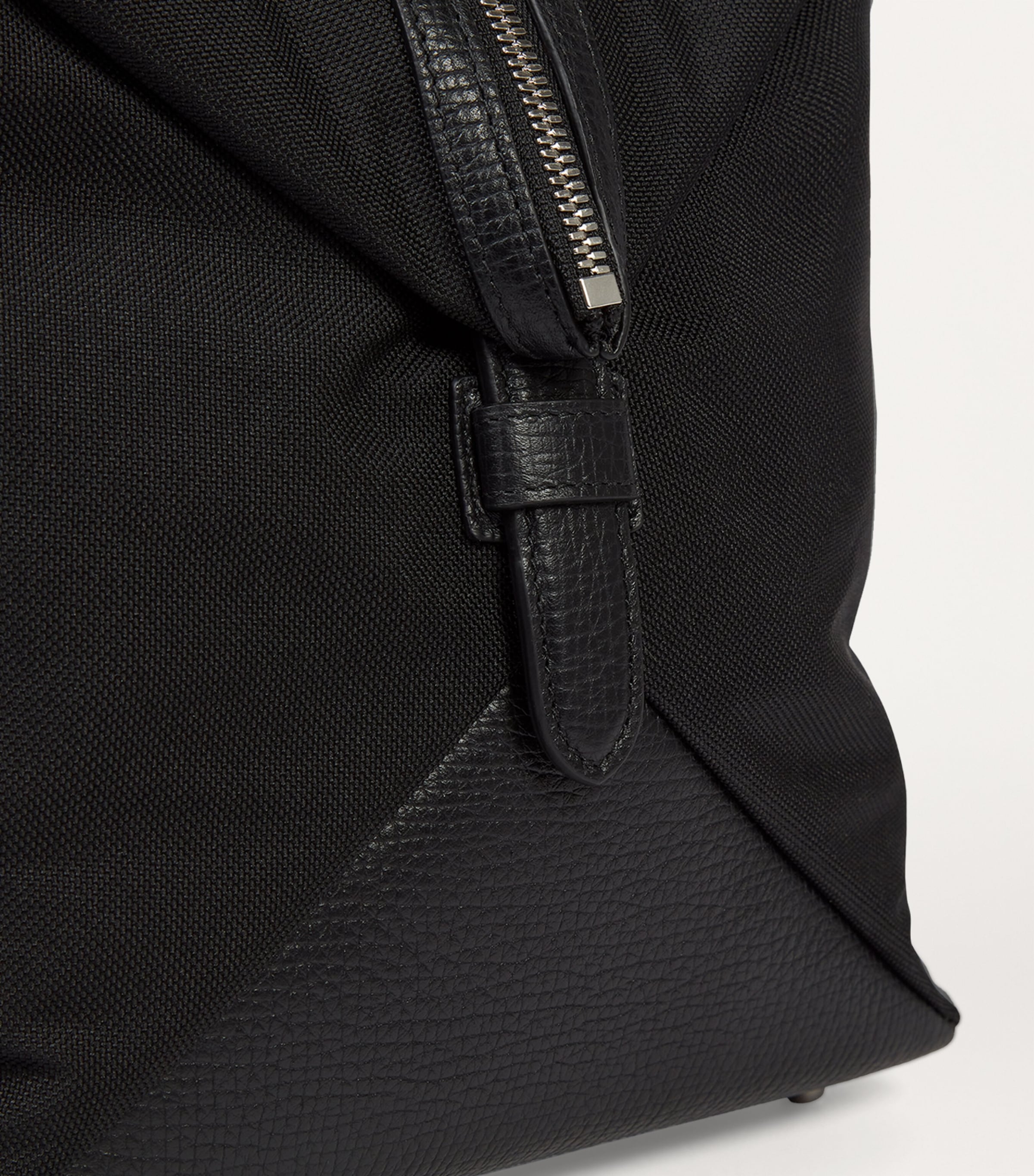 Small Norton Travel Bag BLACK Image 5