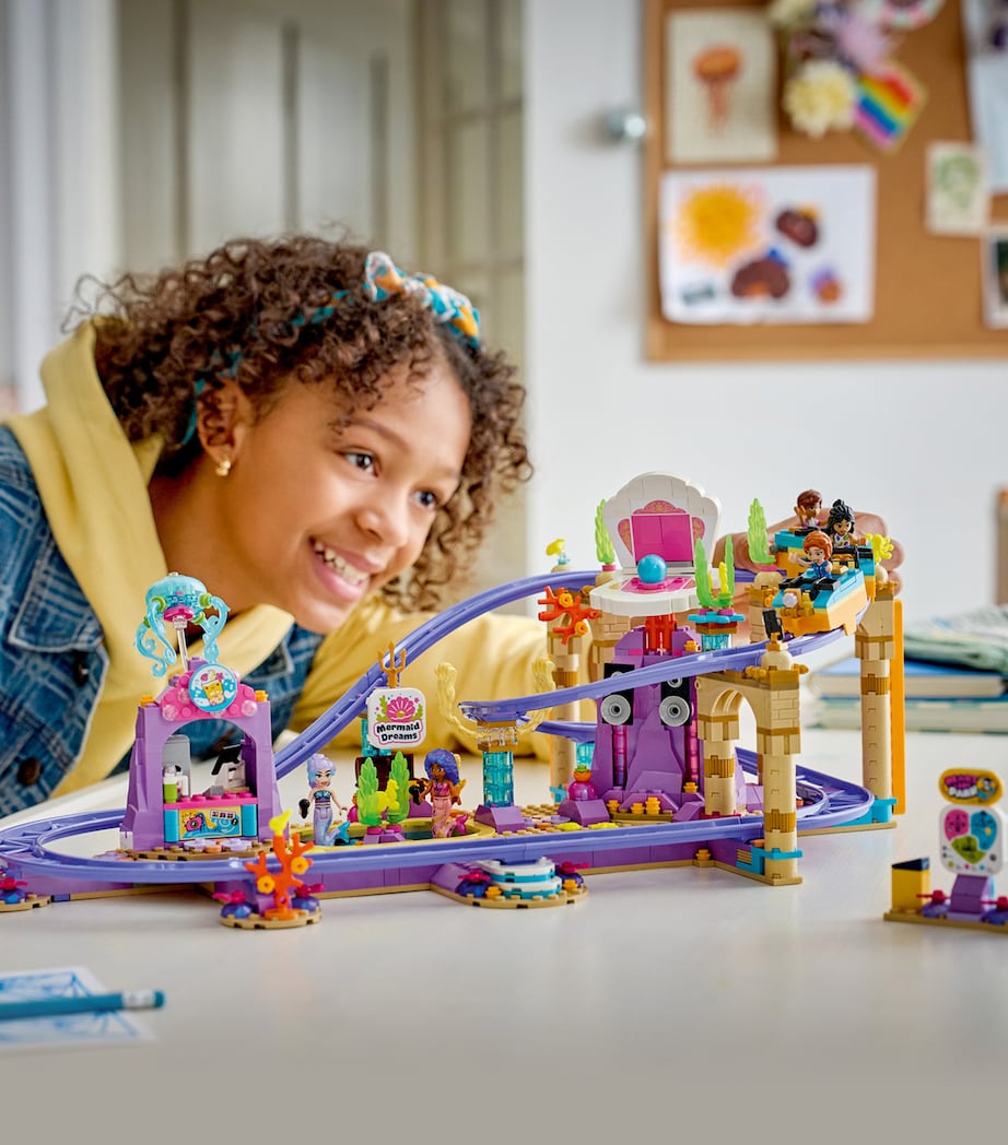Lego LEGO Friends Mermaid Roller Coaster Ride 42703 Image 4