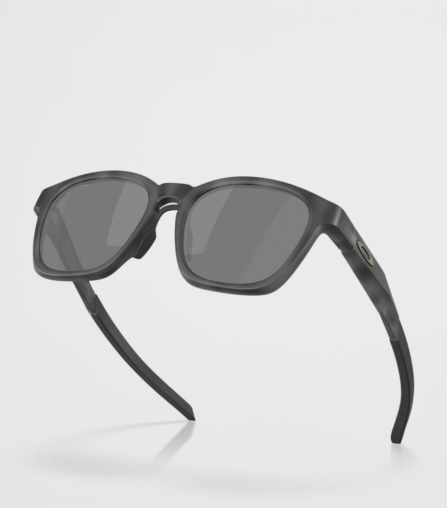 Oakley Shackle Square Sunglasses Grey Image 5