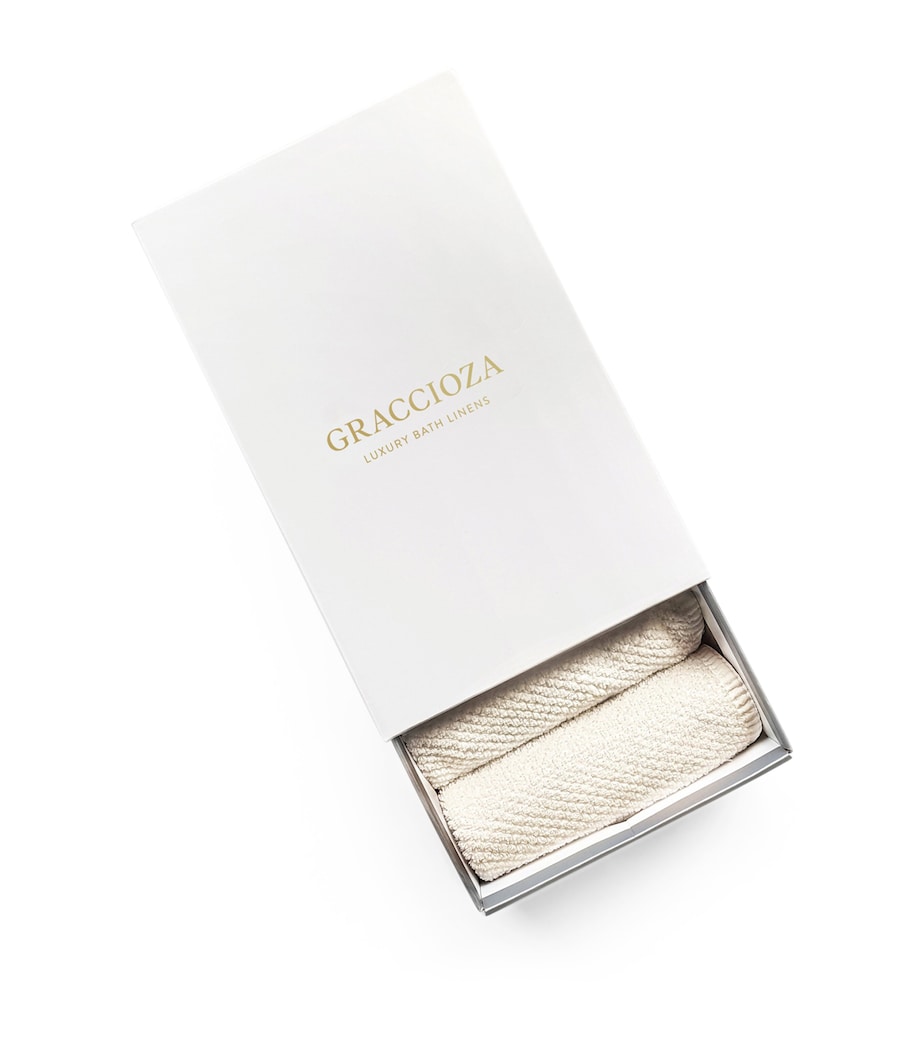 Set of 5 Bee Waffle Washcloths (30cm x 30cm) NATURAL Image 1