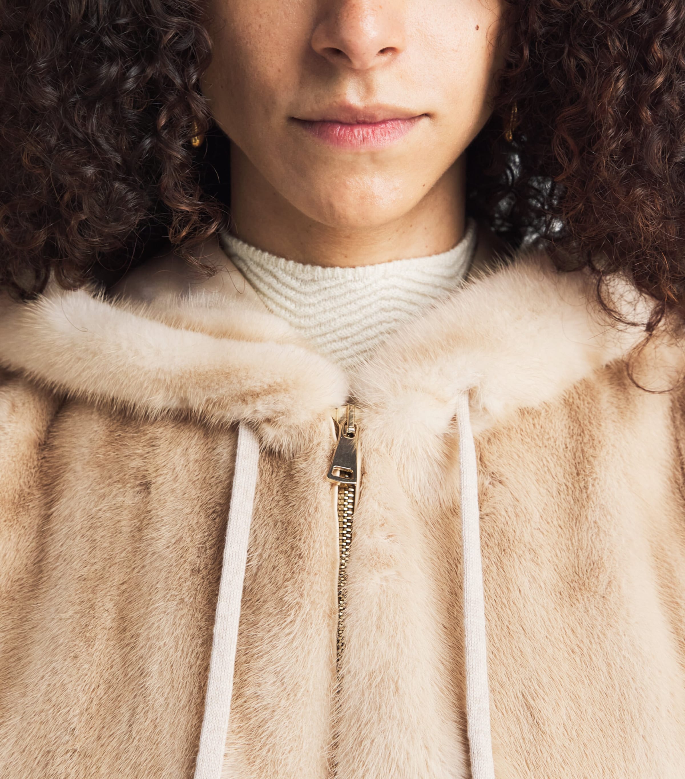 Fabiana Filippi Womens Mink Fur Hooded Gilet Acero Image 3