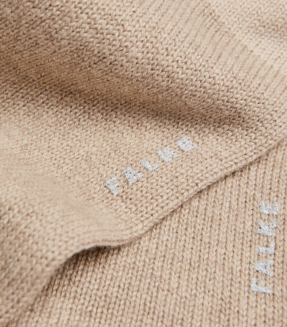 No.1 Cashmere Socks 4060 BEIGE Image 2