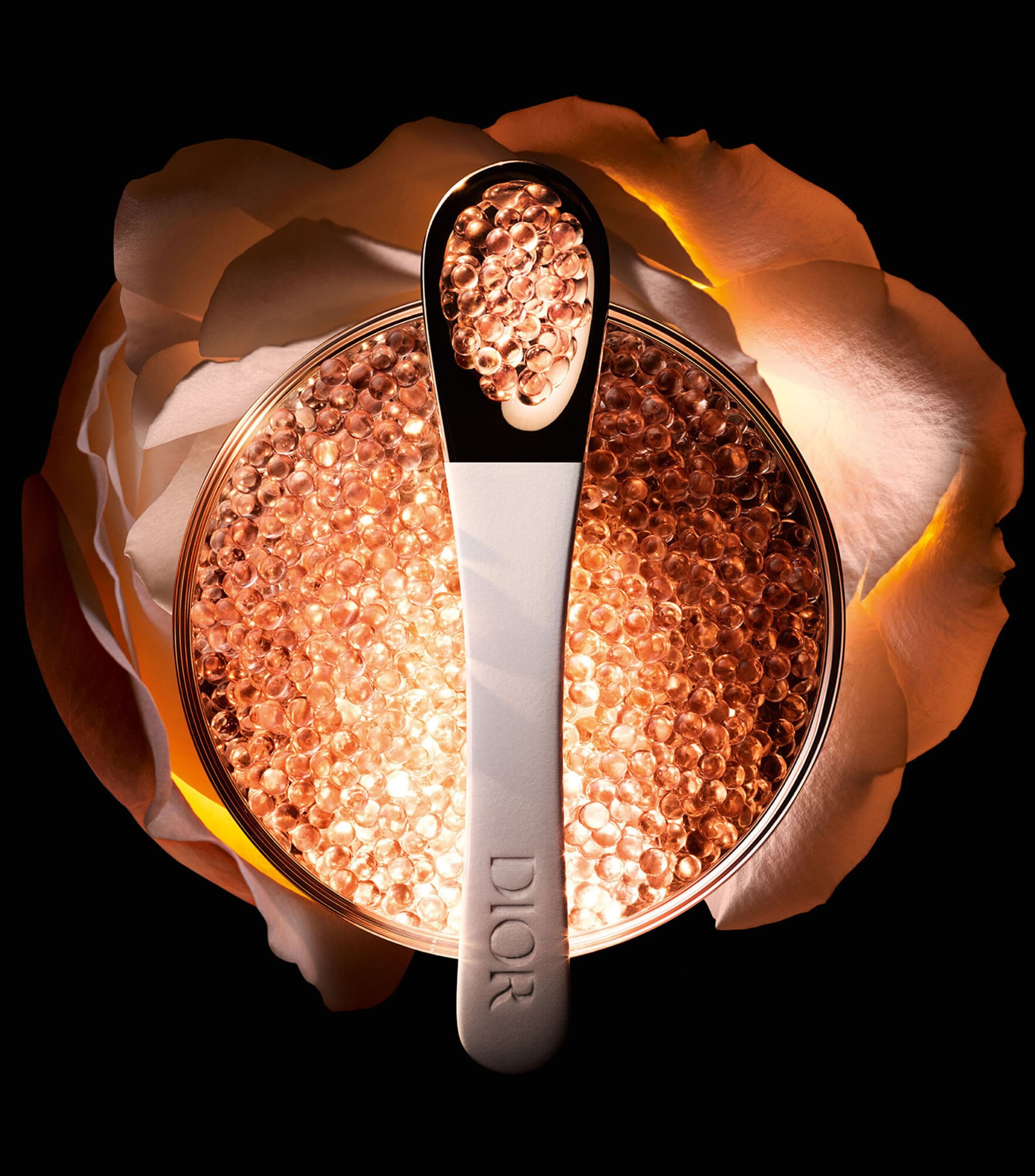 Prestige La Micro-Huile de Rose Activated Serum (75ml) ROSE GOLD Image 2