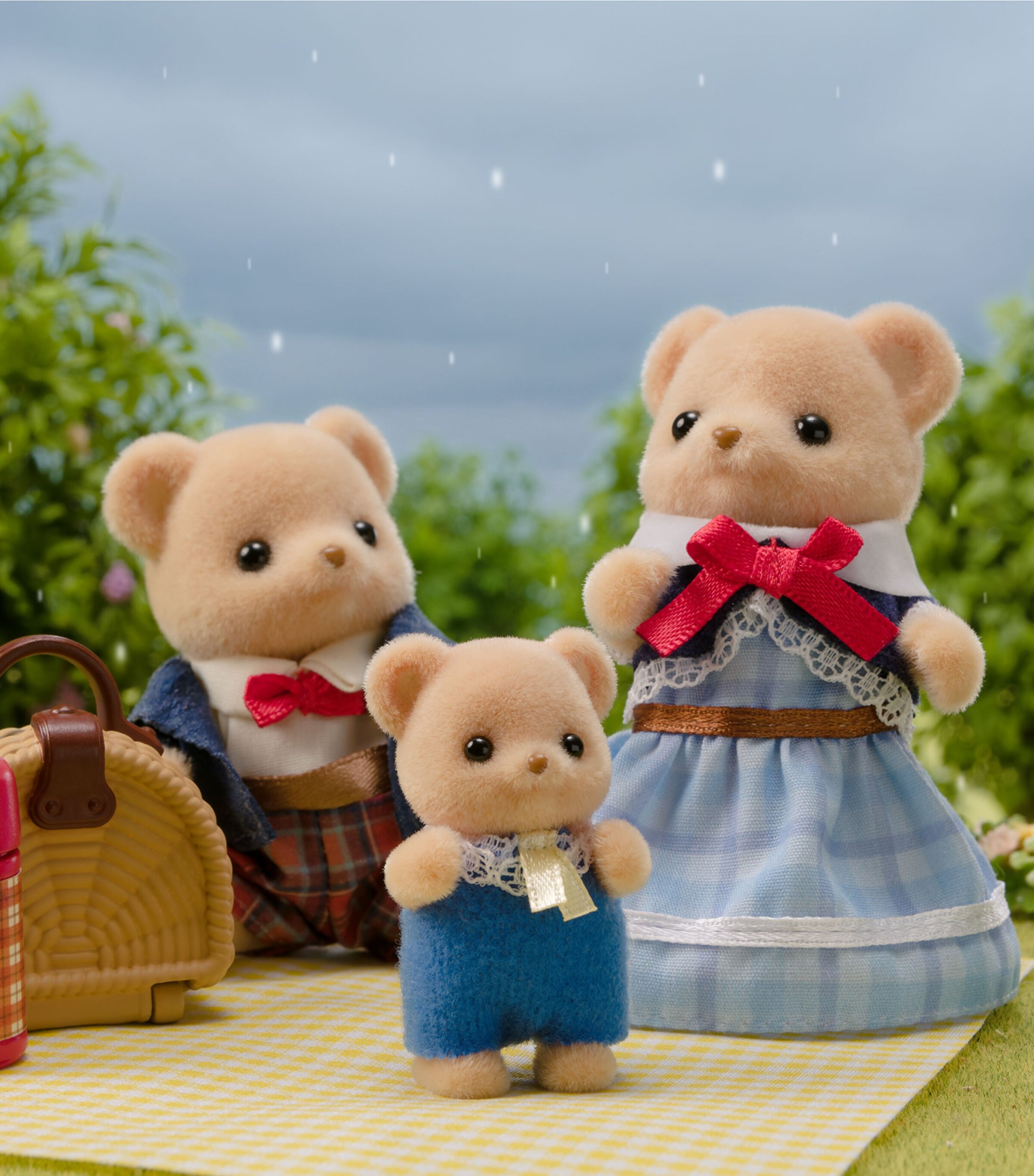Sylvanian Families Biscuit Bear Family Image 5
