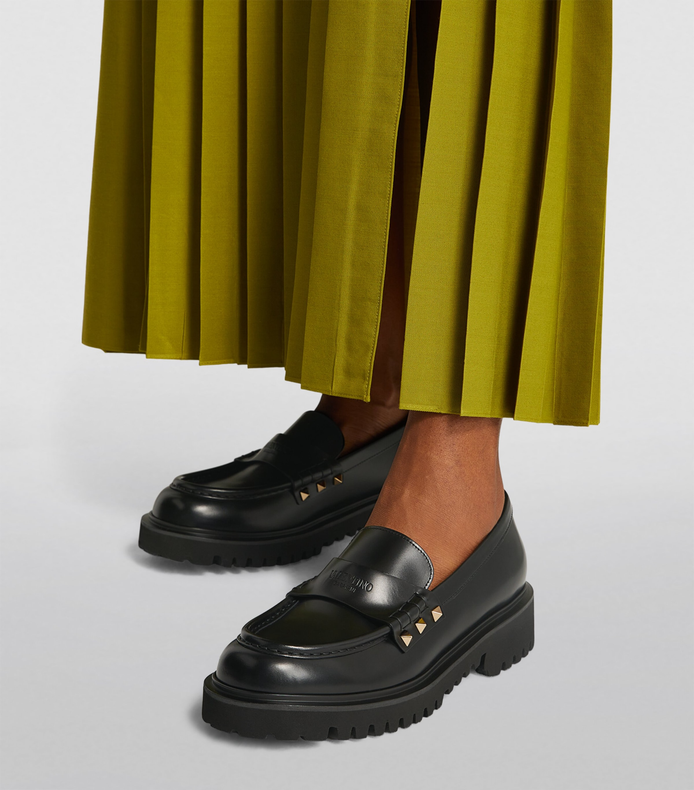 Valentino Garavani Leather Rockstud Loafers 50 Black Image 2
