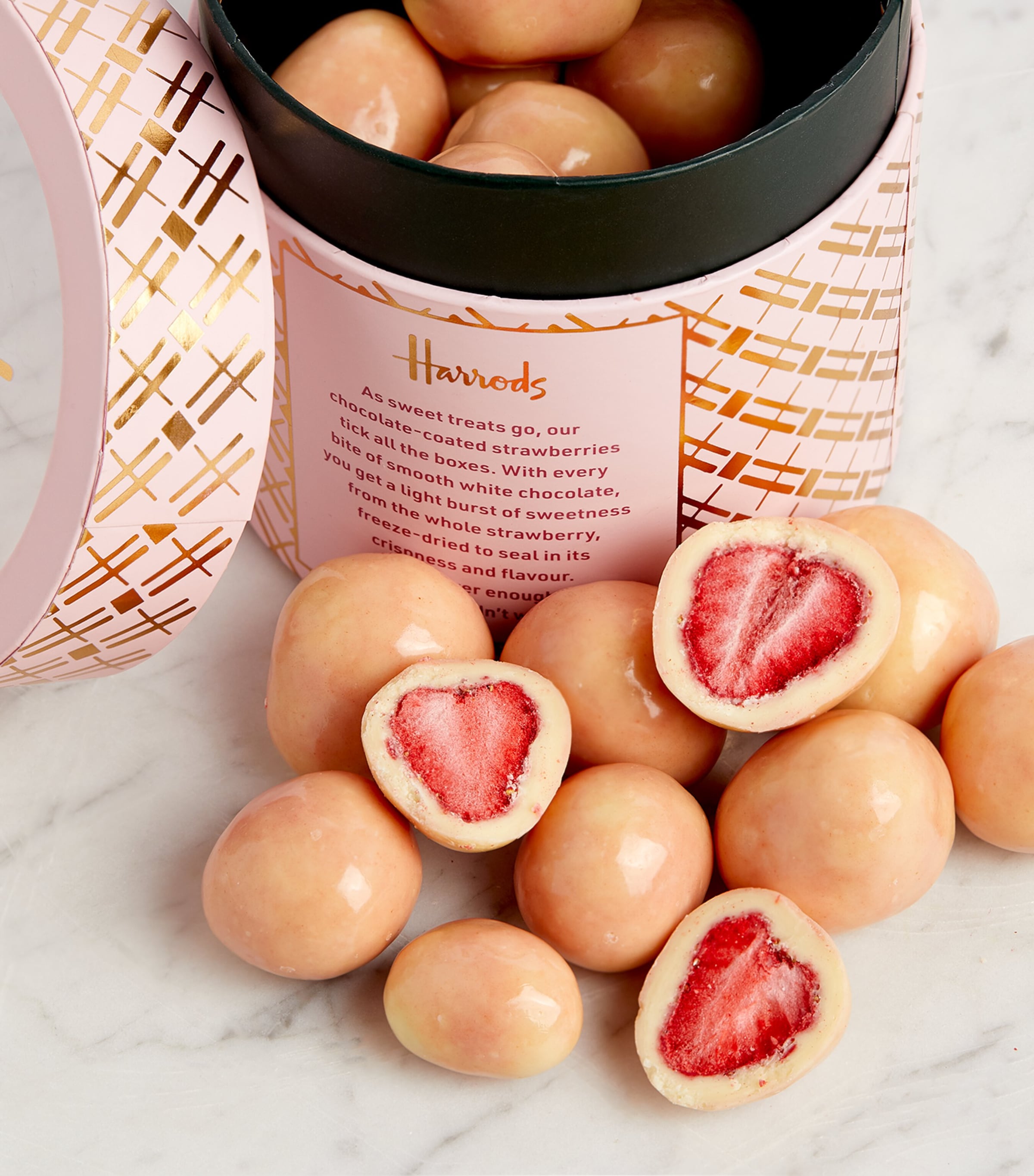 Harrods White Chocolate Strawberries (225g) | Harrods US