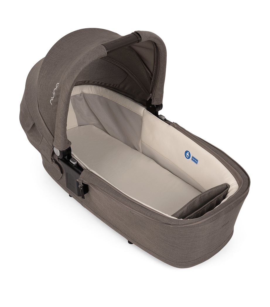 Nuna TRIV Next Urbn Bundle with PIPA Urbn Car Seat Chestnut Image 4