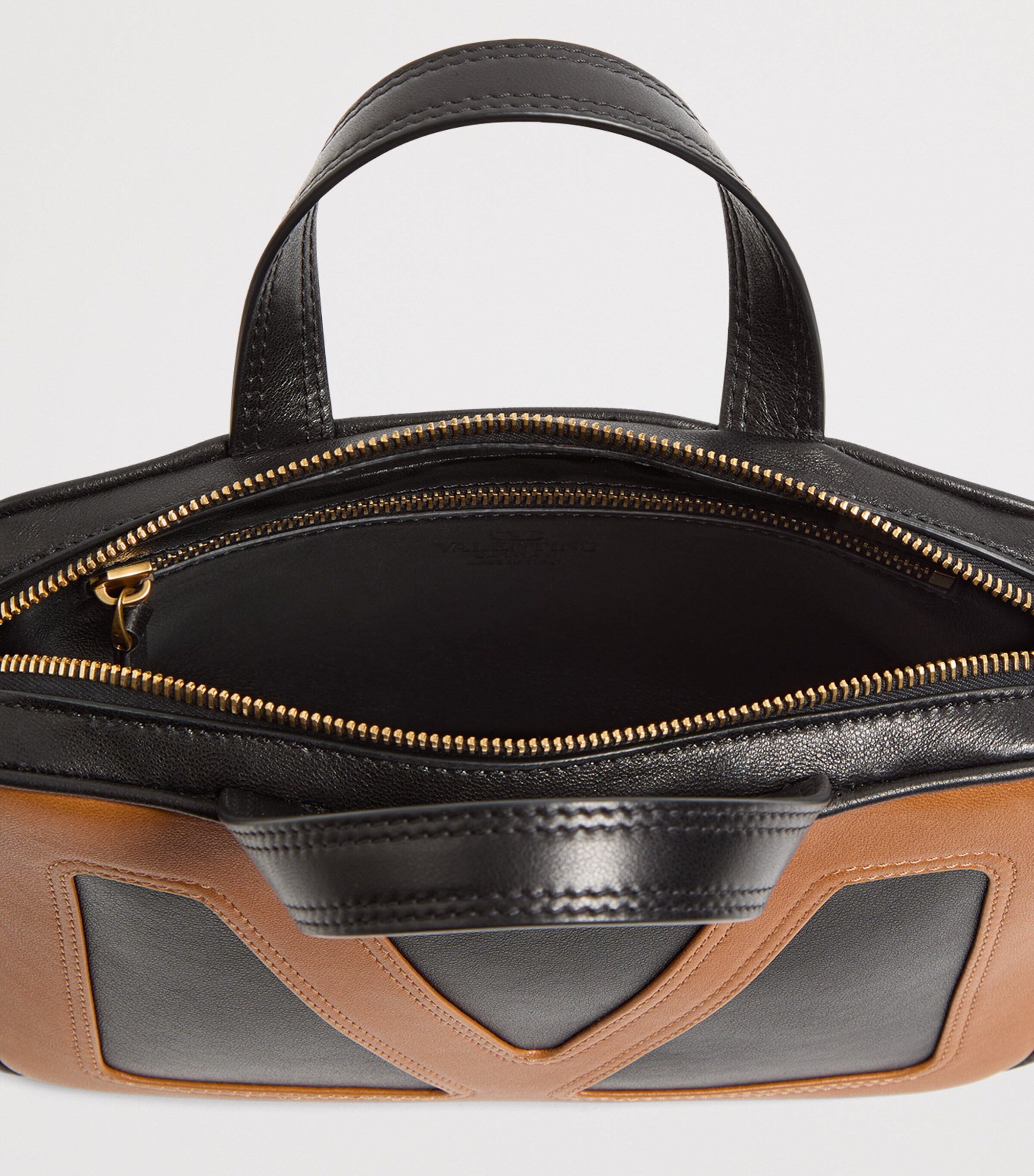 Small Leather Viva Superstar Duffle Bag RFA Image 4