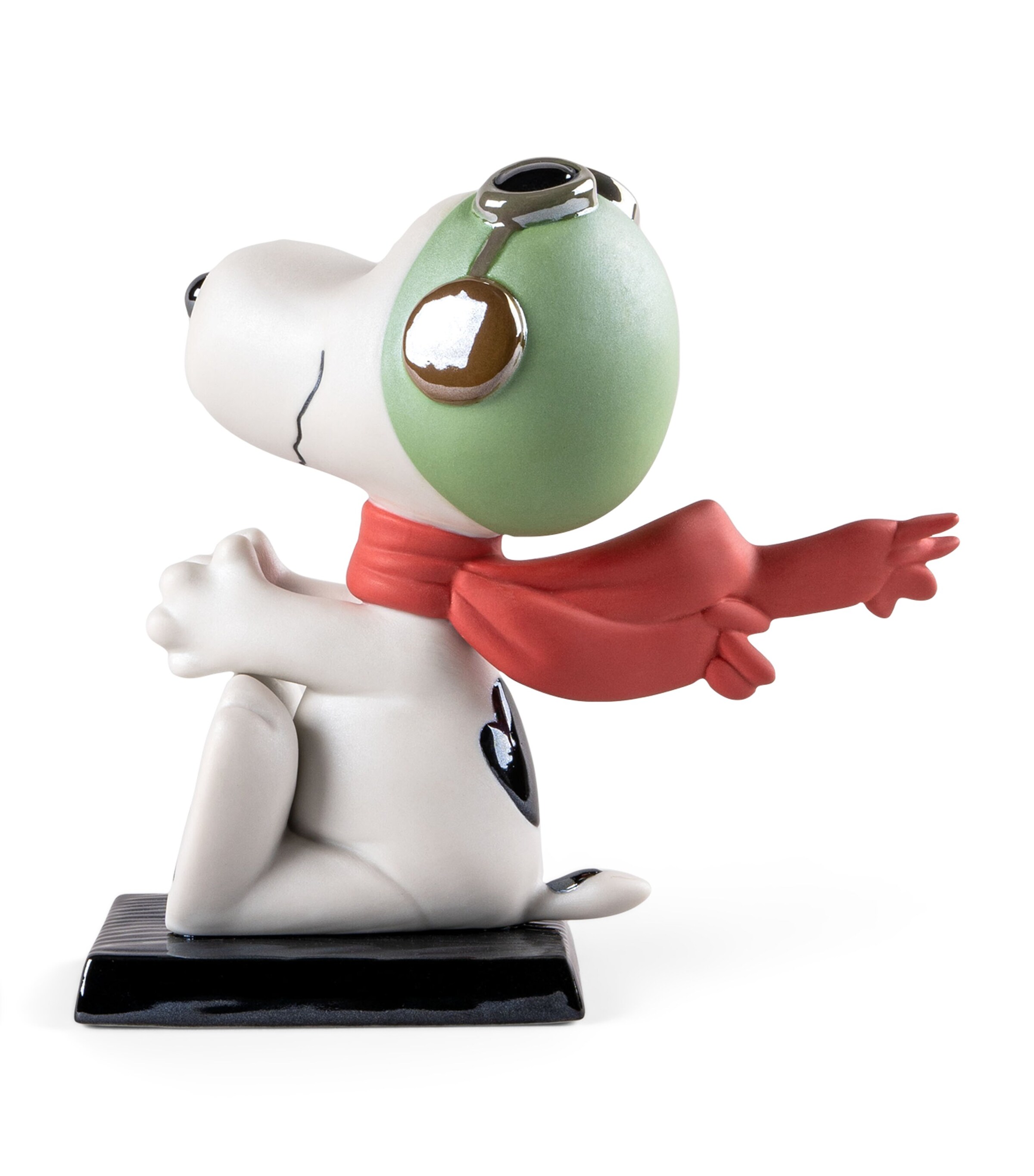 Lladró Porcelain Snoopy Flying Ace Figurine Image 5