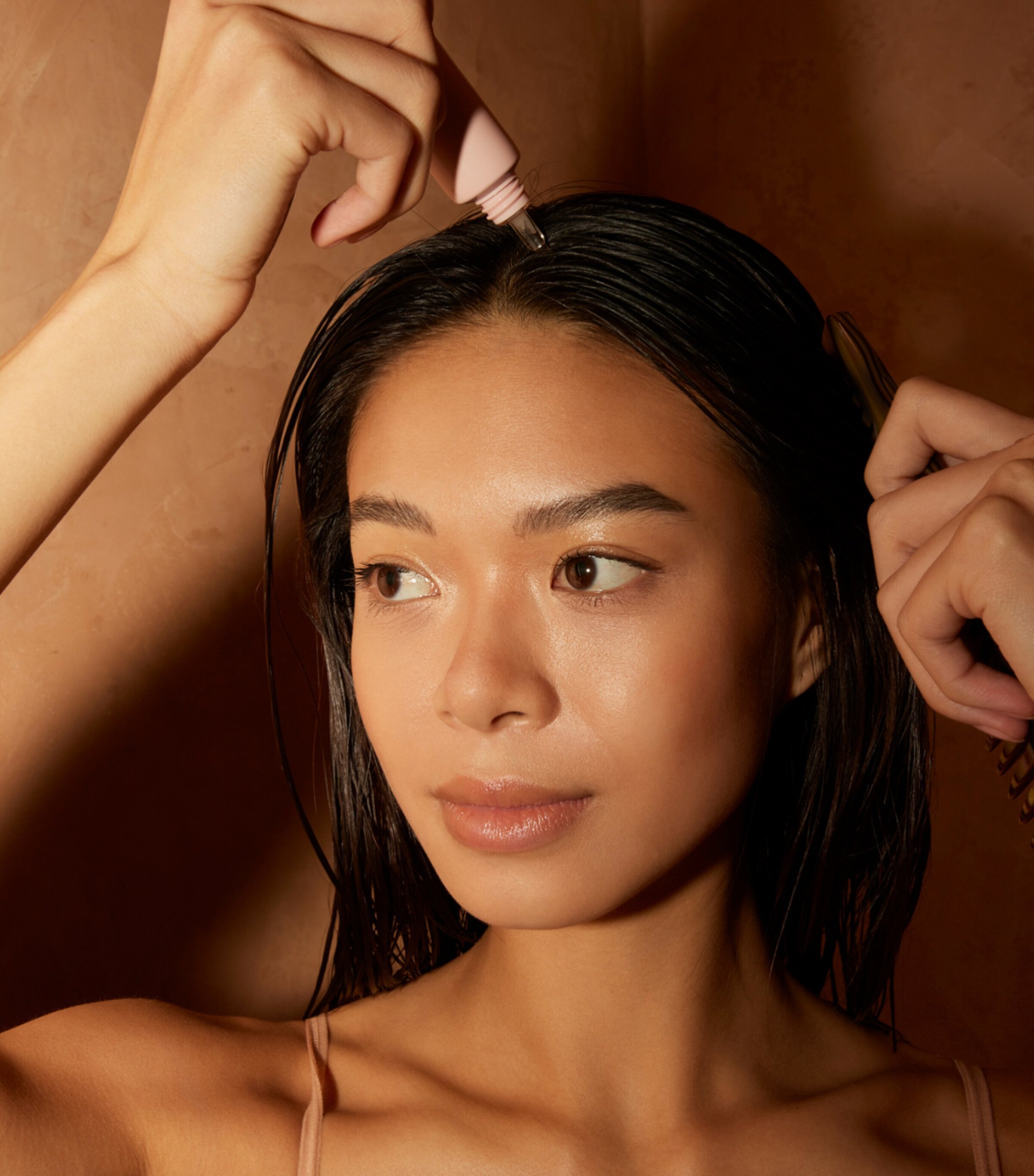 Oribe Serene Scalp Soothing Leave-On Treatment (50ml) Image 5