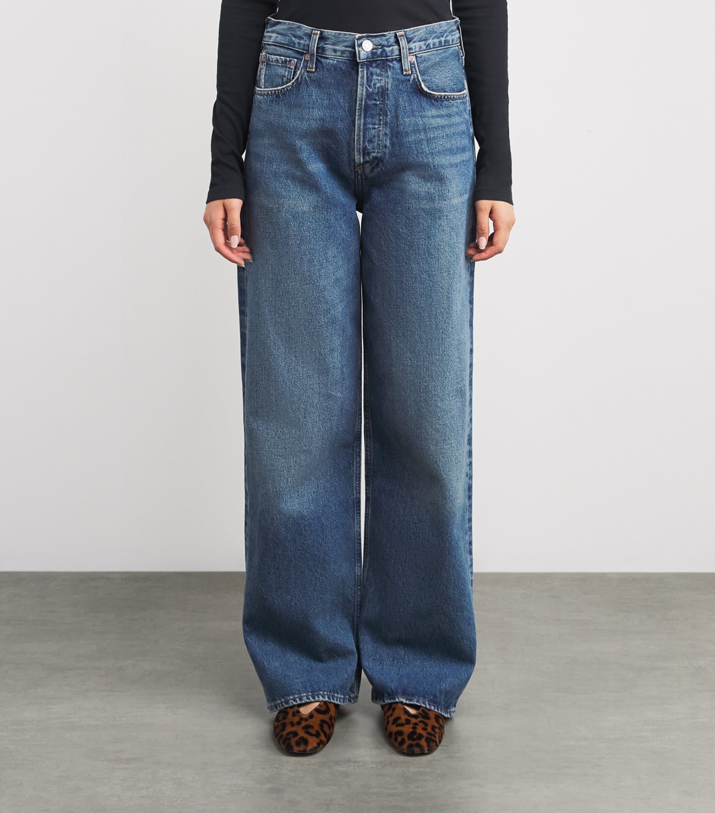 Ren Wide-Leg Jeans CHAPTER Image 3